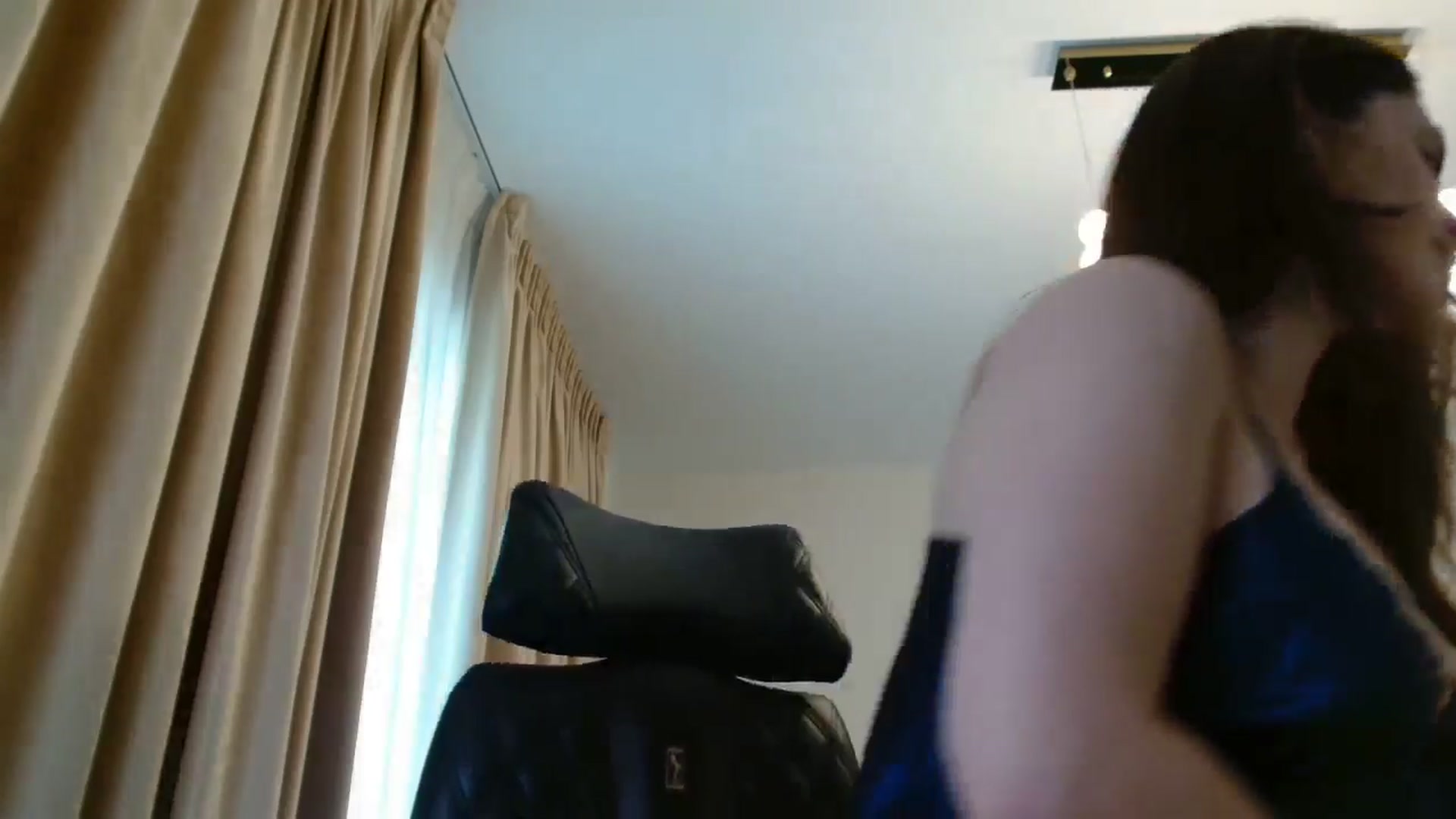 Gallery image thumbnail from DorisDolll's myfreecams stream on, 05/15/2024, 08:50 image 2 of 20