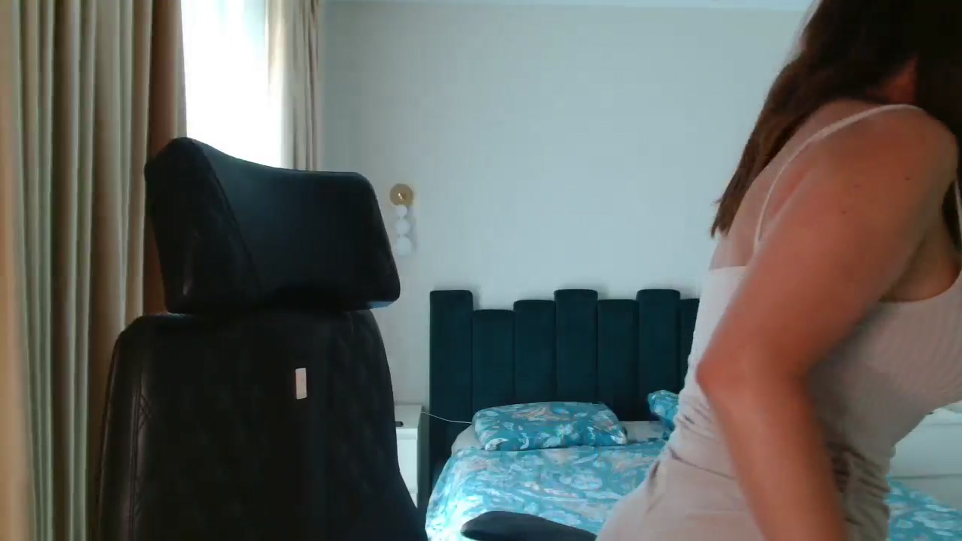 Gallery image thumbnail from DorisDolll's myfreecams stream on, 07/01/2024, 09:35 image 12 of 20