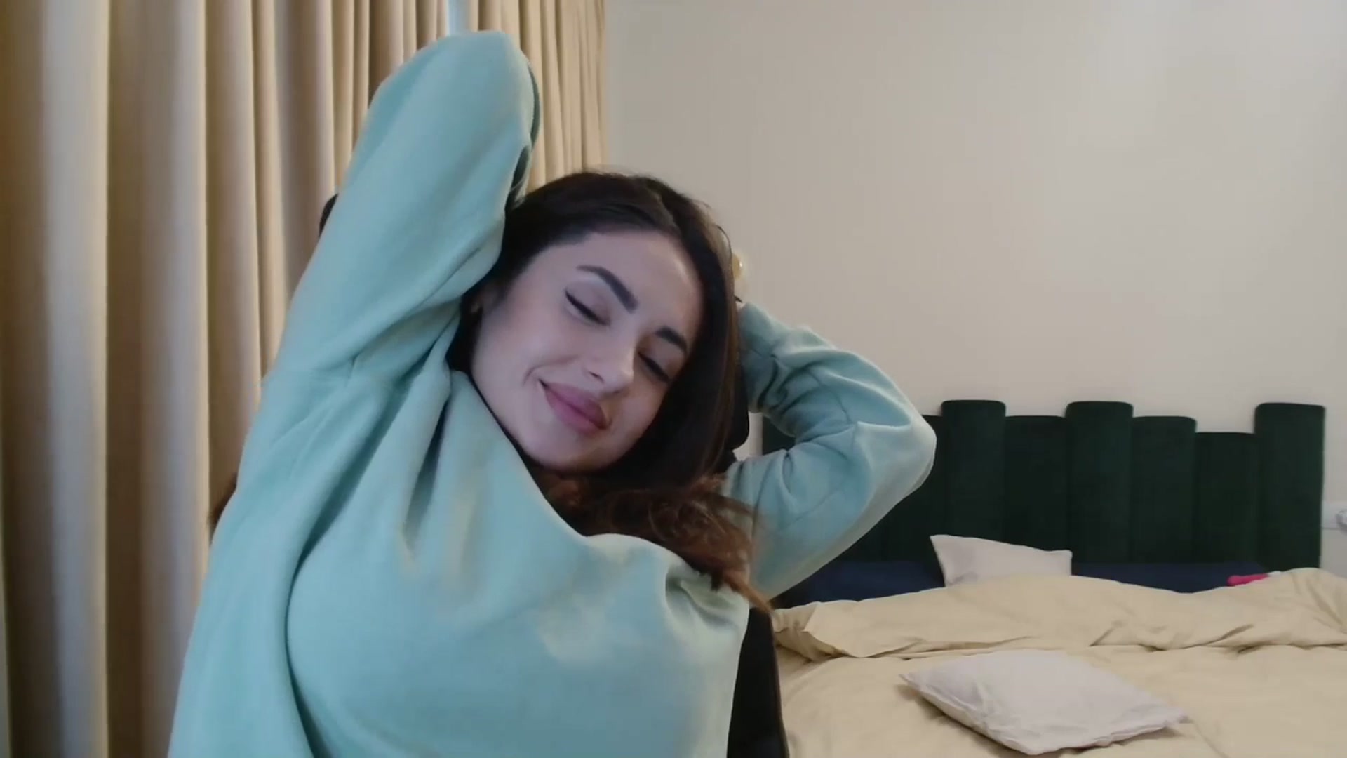 Gallery image thumbnail from DorisDolll's myfreecams stream on, 01/13/2025, 10:51 image 13 of 20