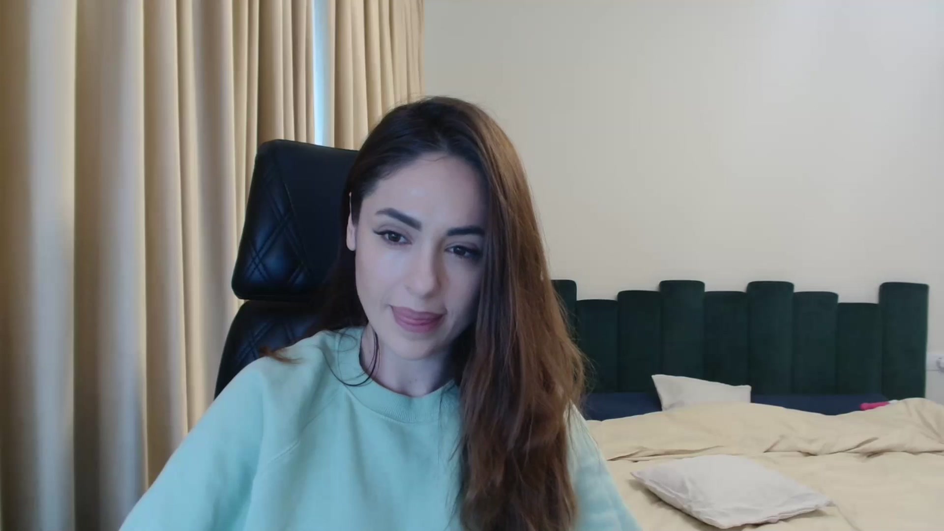 Gallery image thumbnail from DorisDolll's myfreecams stream on, 01/13/2025, 10:51 image 8 of 20