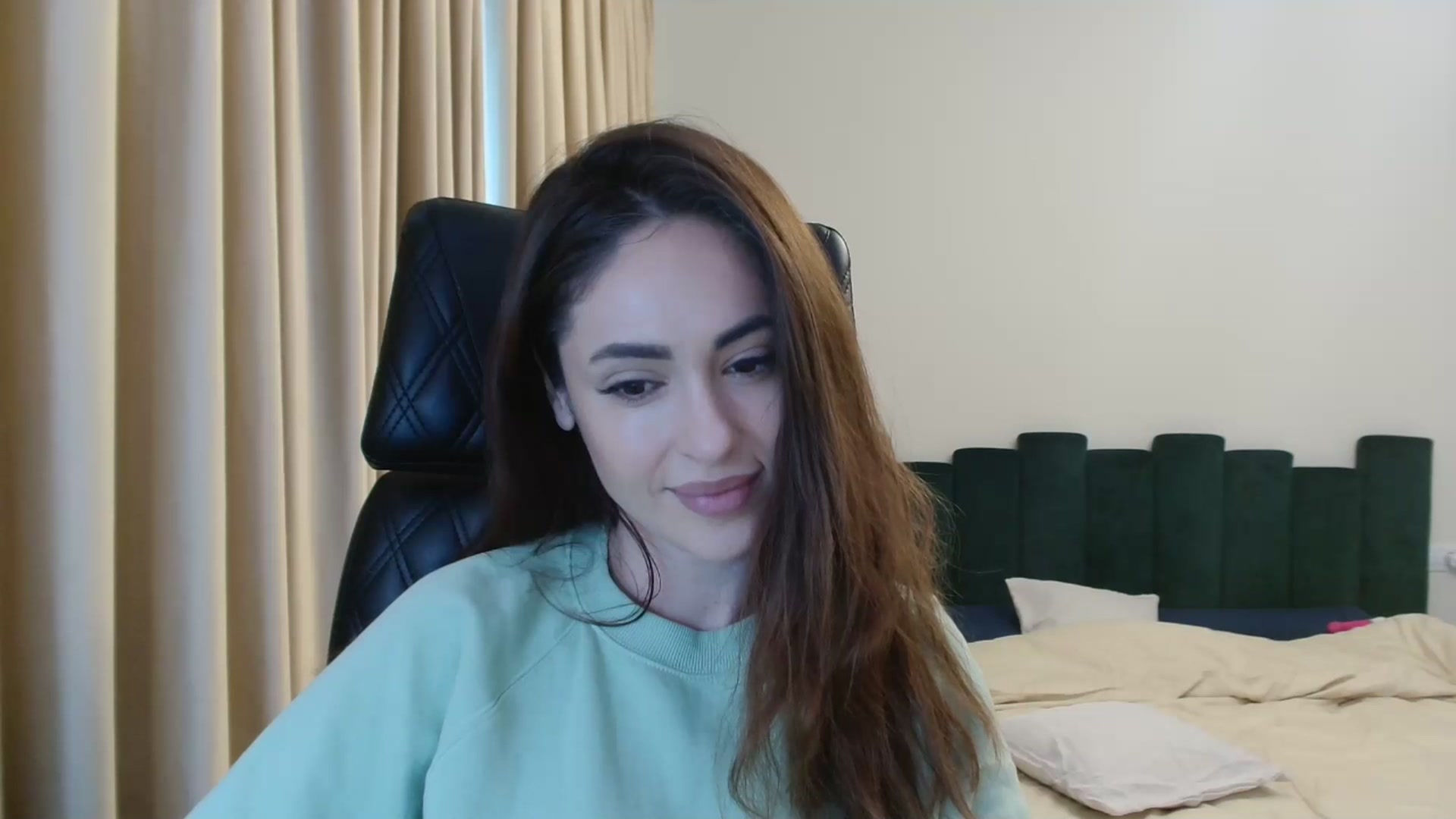 Gallery image thumbnail from DorisDolll's myfreecams stream on, 01/13/2025, 10:51 image 9 of 20