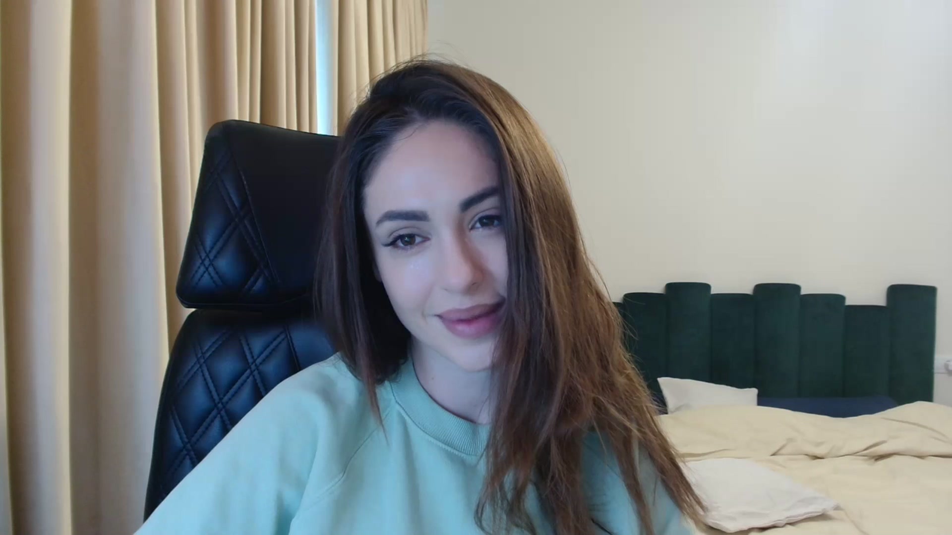 Gallery image thumbnail from DorisDolll's myfreecams stream on, 01/13/2025, 10:51 image 2 of 20