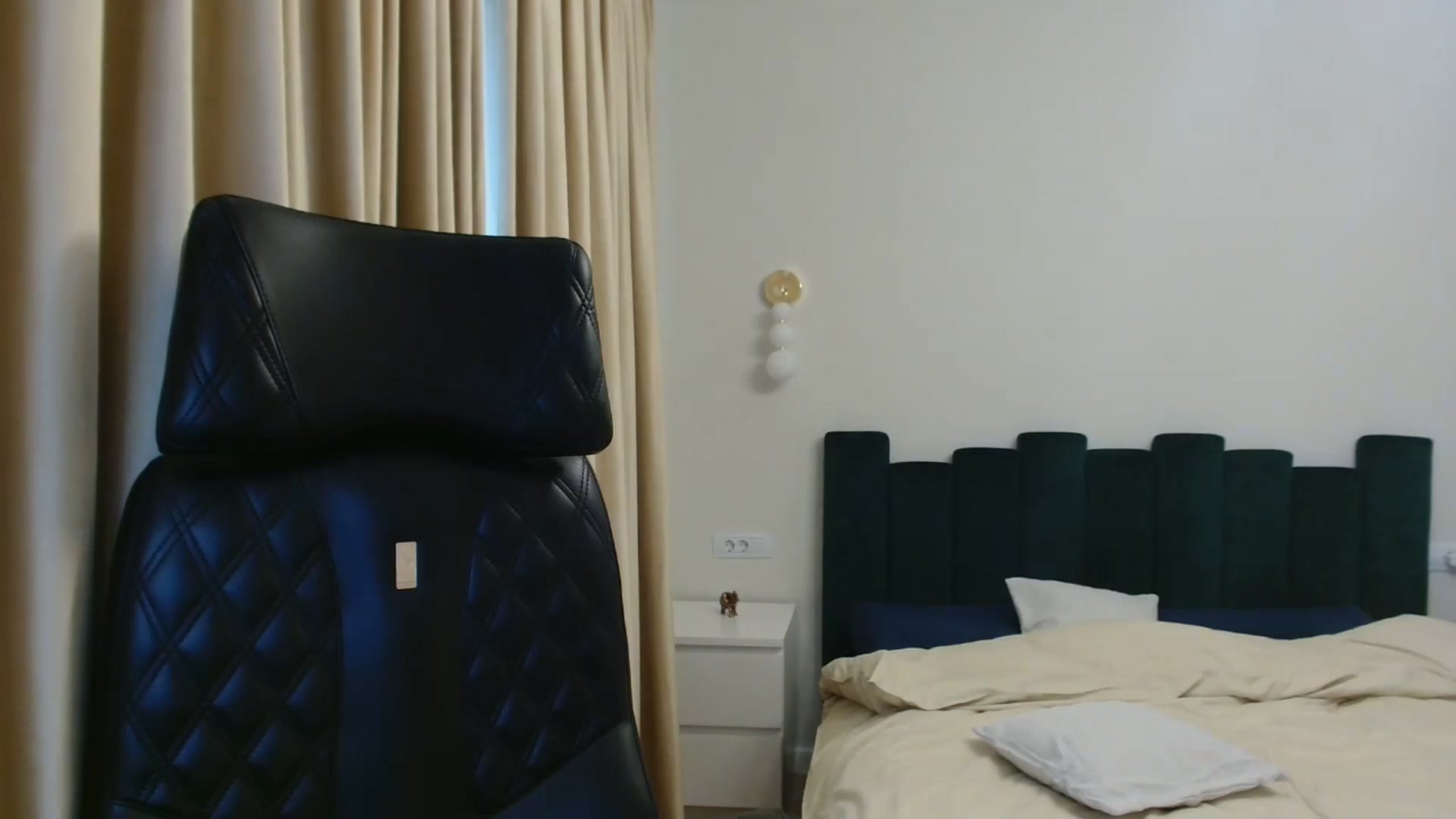 Gallery image thumbnail from DorisDolll's myfreecams stream on, 01/13/2025, 10:51 image 7 of 20