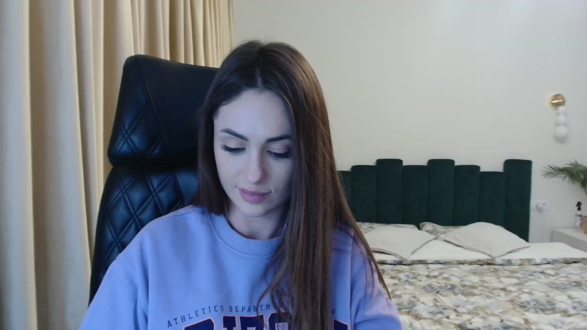 Gallery image thumbnail from DorisDolll's myfreecams stream on, 01/16/2025, 11:17 image 20 of 20