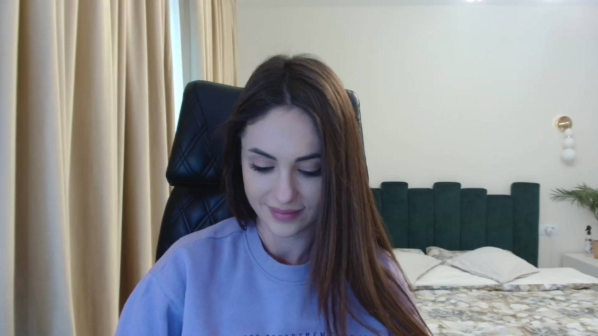 Gallery image thumbnail from DorisDolll's myfreecams stream on, 01/16/2025, 11:17 image 9 of 20