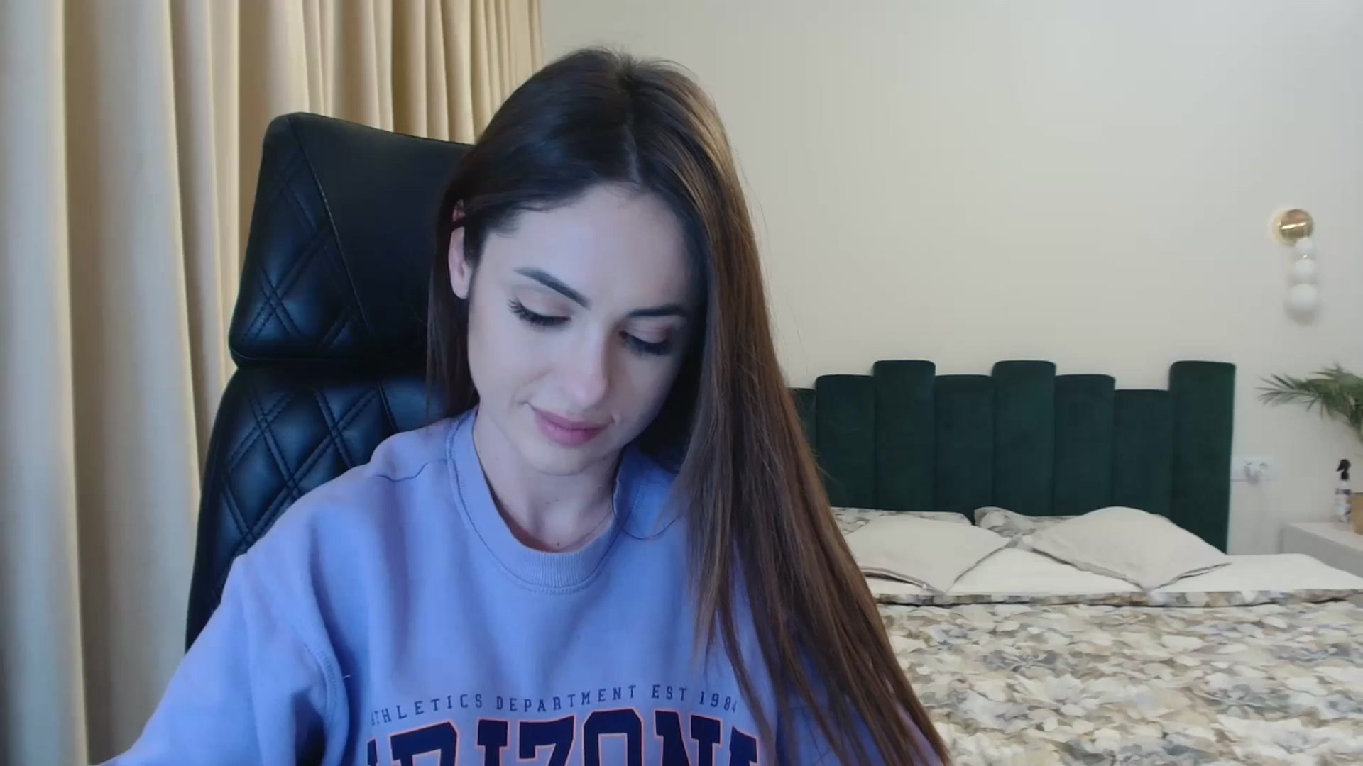 Gallery image thumbnail from DorisDolll's myfreecams stream on, 01/16/2025, 11:17 image 13 of 20