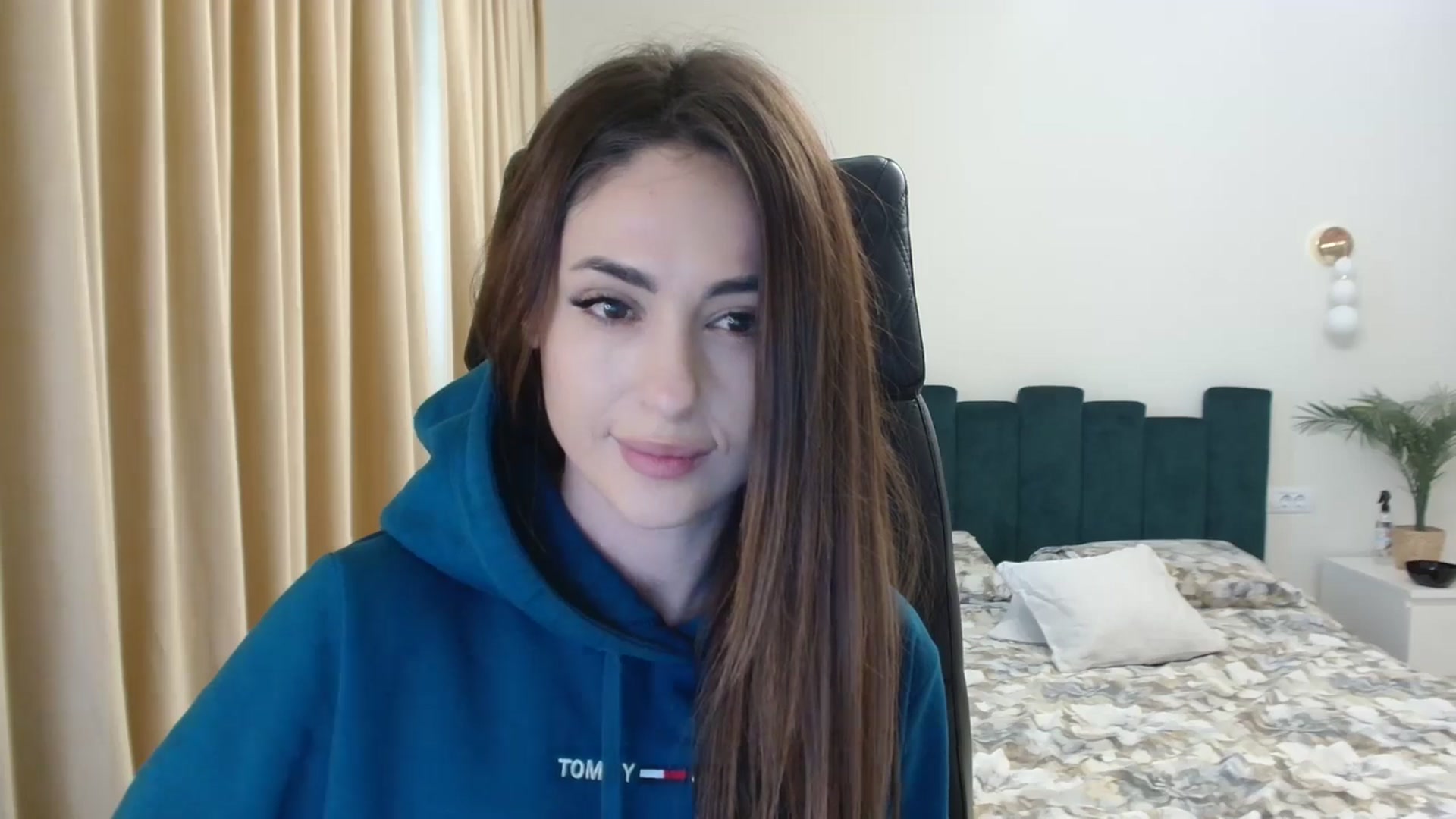 Gallery image thumbnail from DorisDolll's myfreecams stream on, 01/21/2025, 10:12 image 3 of 20