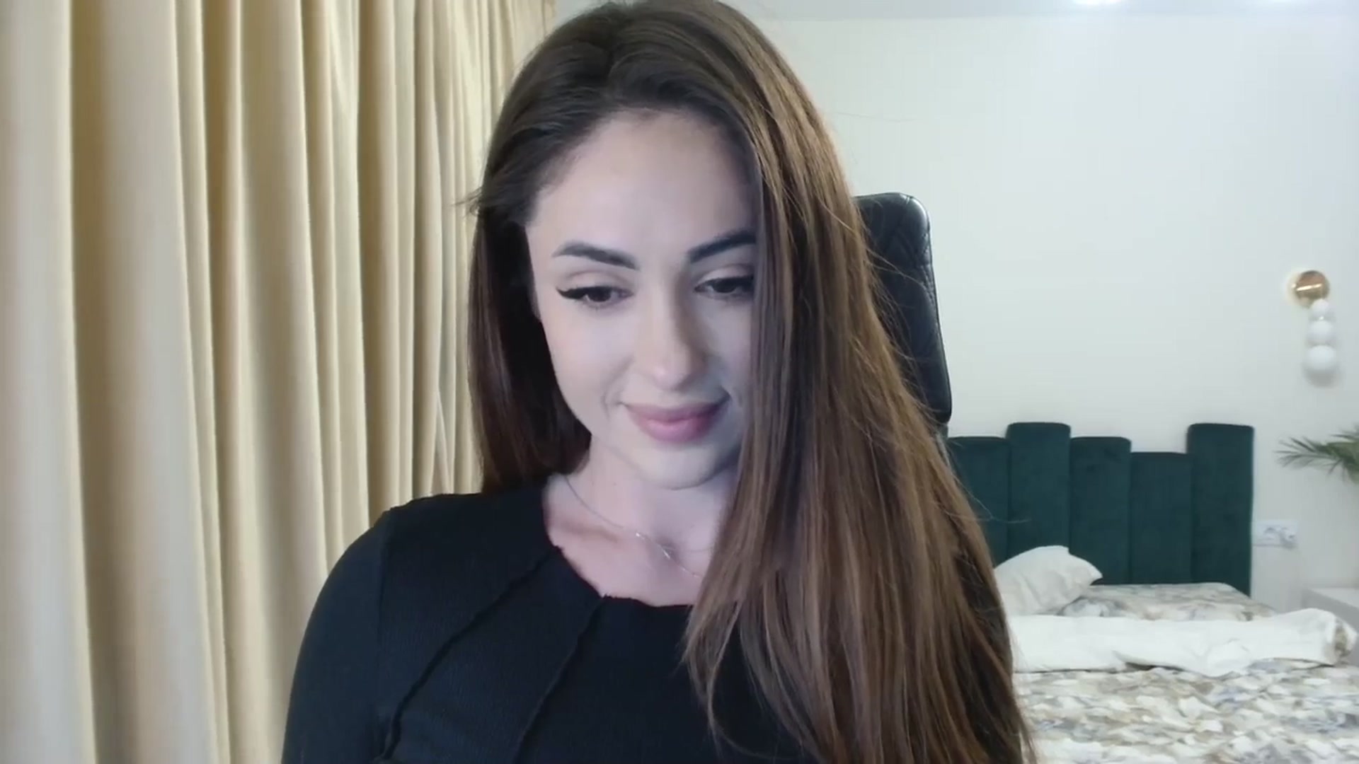 Gallery image thumbnail from DorisDolll's myfreecams stream on, 01/22/2025, 10:31 image 12 of 20