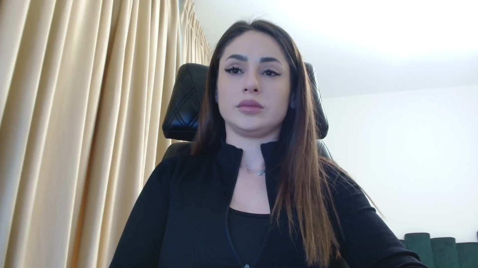 Gallery image thumbnail from DorisDolll's myfreecams stream on, 01/23/2025, 13:12 image 17 of 20