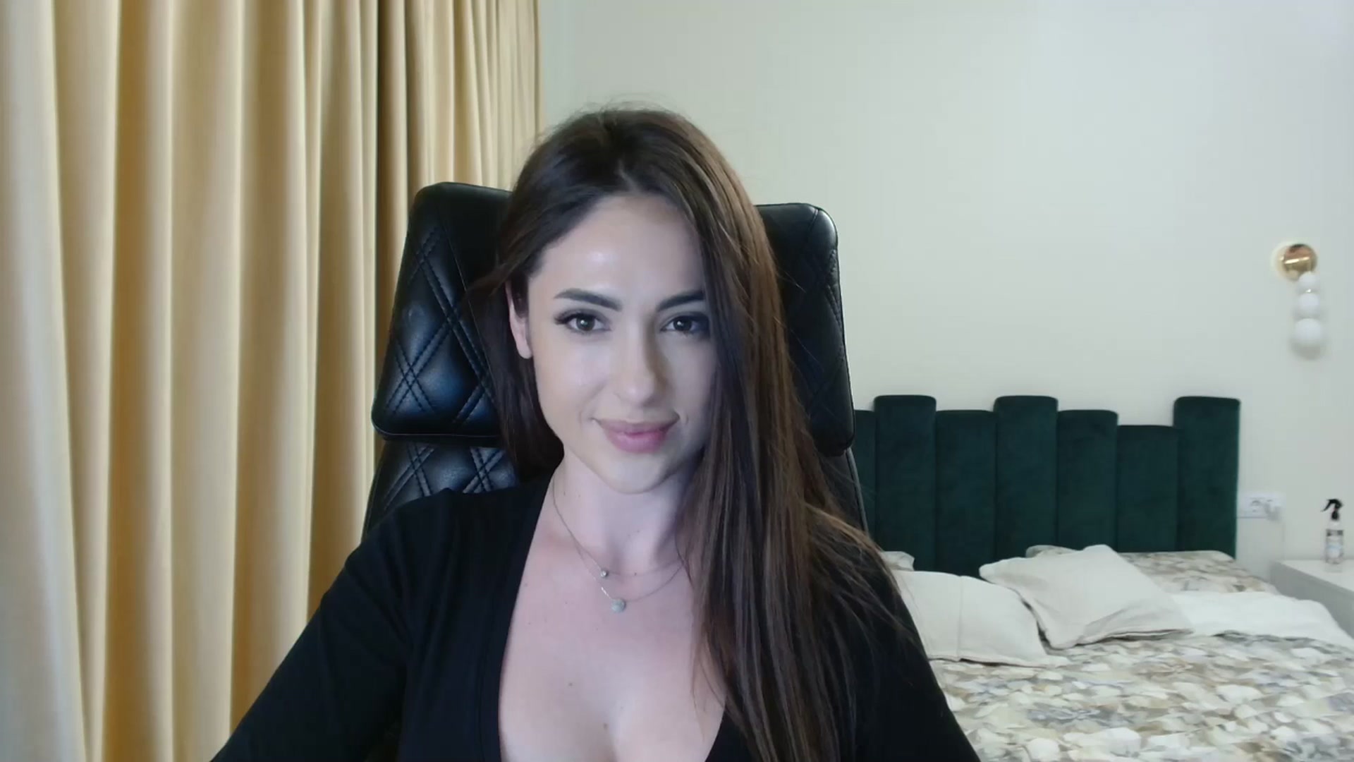 Gallery image thumbnail from DorisDolll's myfreecams stream on, 01/29/2025, 12:19 image 20 of 20