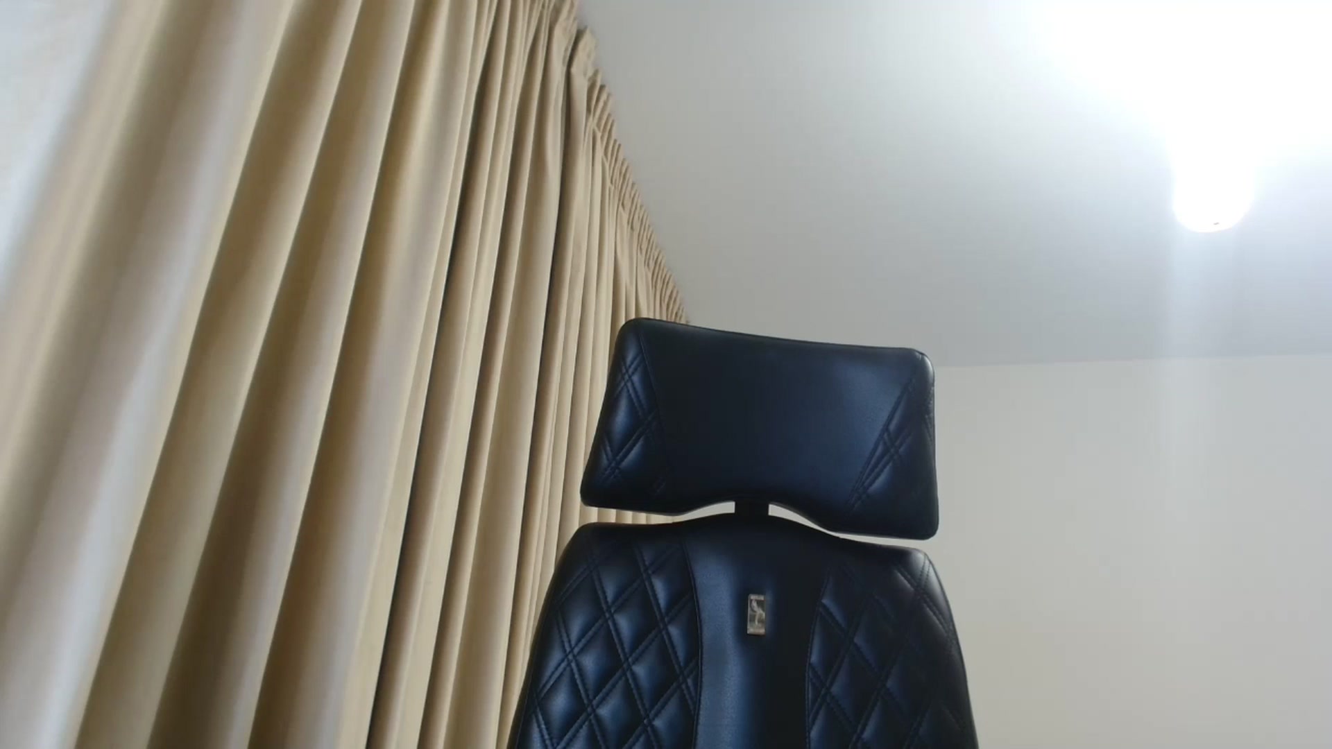 Gallery image thumbnail from DorisDolll's myfreecams stream on, 02/04/2025, 09:11 image 9 of 20
