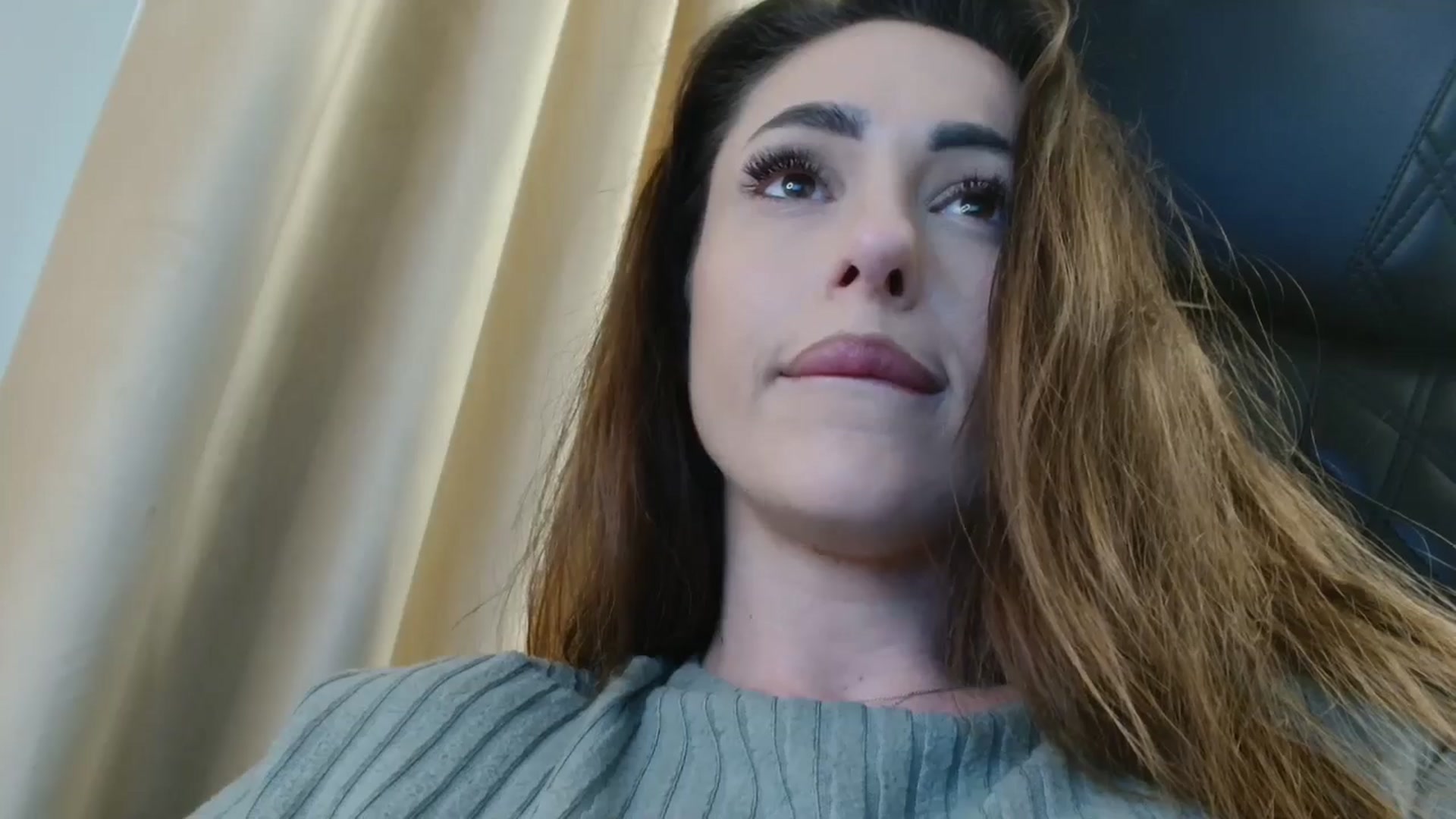 Gallery image thumbnail from DorisDolll's myfreecams stream on, 02/09/2025, 11:21 image 15 of 20