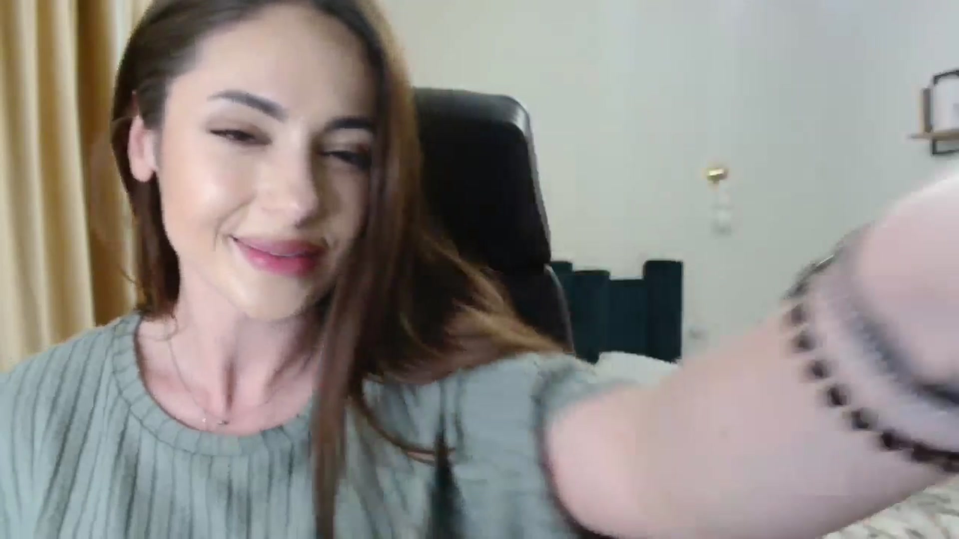 Gallery image thumbnail from DorisDolll's myfreecams stream on, 02/13/2025, 10:03 image 5 of 20