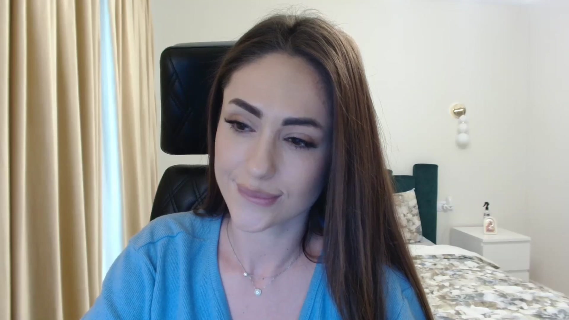 Gallery image thumbnail from DorisDolll's myfreecams stream on, 02/15/2025, 10:33 image 20 of 20