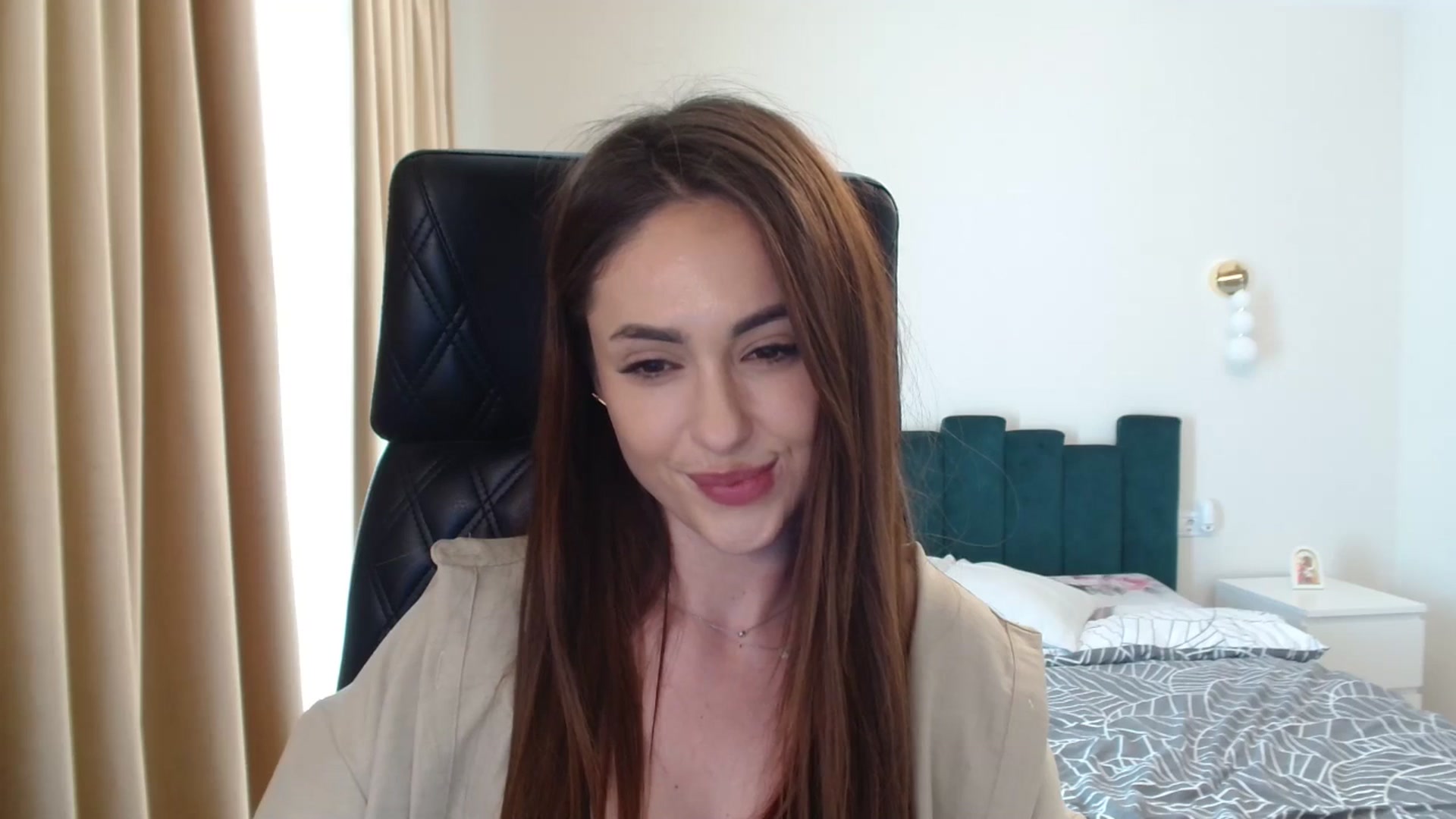 Gallery image thumbnail from DorisDolll's myfreecams stream on, 02/21/2025, 11:44 image 11 of 20