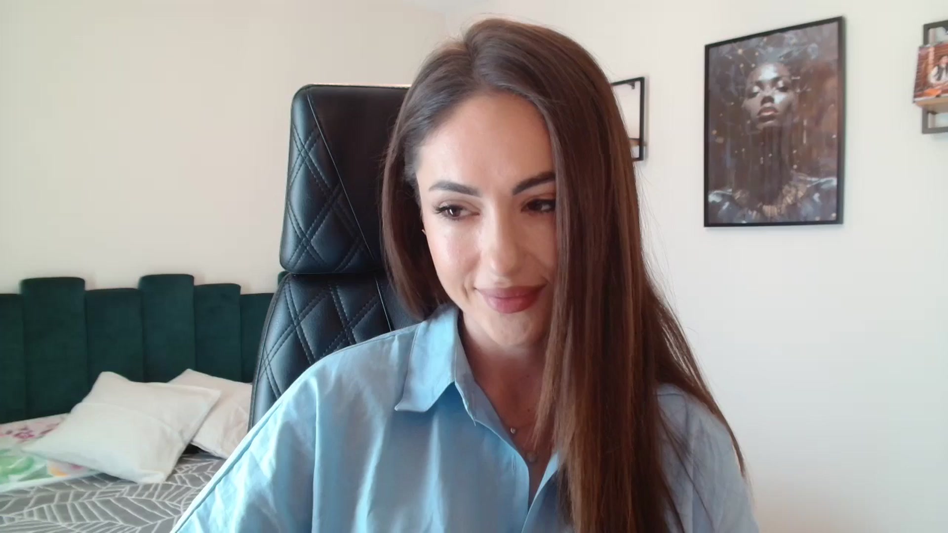Gallery image thumbnail from DorisDolll's myfreecams stream on, 02/25/2025, 10:49 image 2 of 20