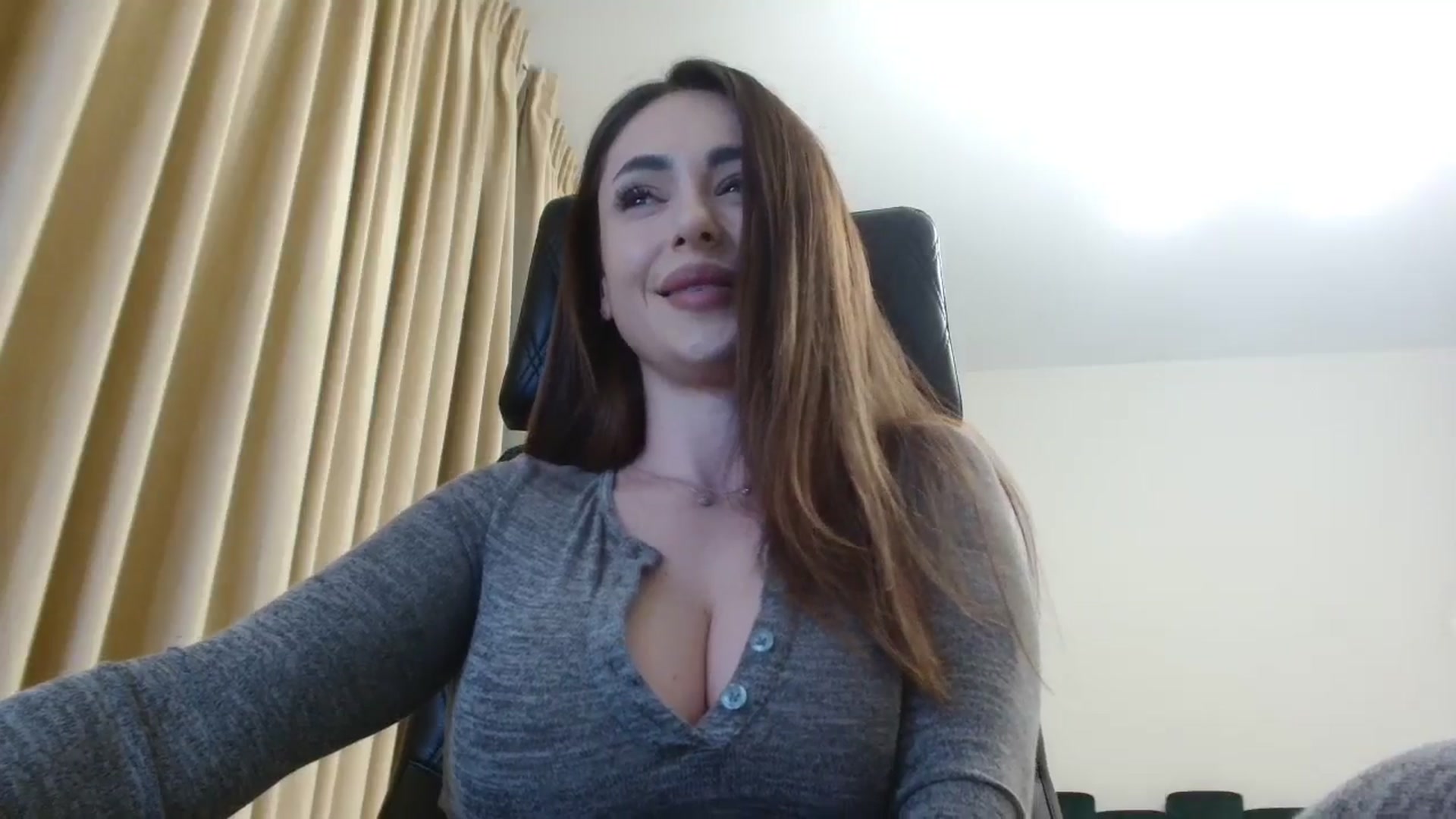 Gallery image thumbnail from DorisDolll's myfreecams stream on, 02/27/2025, 09:20 image 13 of 20