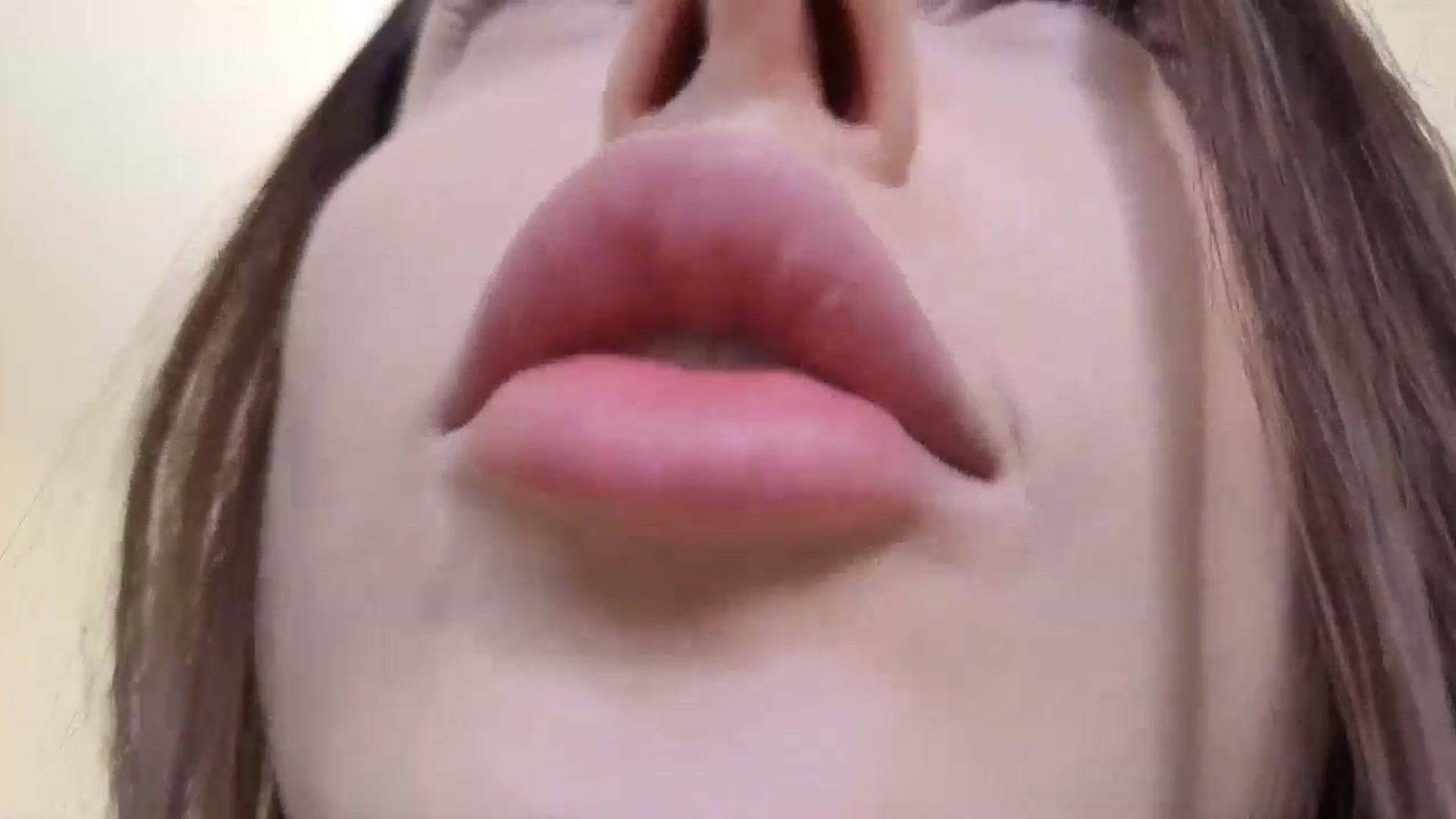 Gallery image thumbnail from DorisDolll's myfreecams stream on, 05/30/2025, 10:34 image 17 of 20