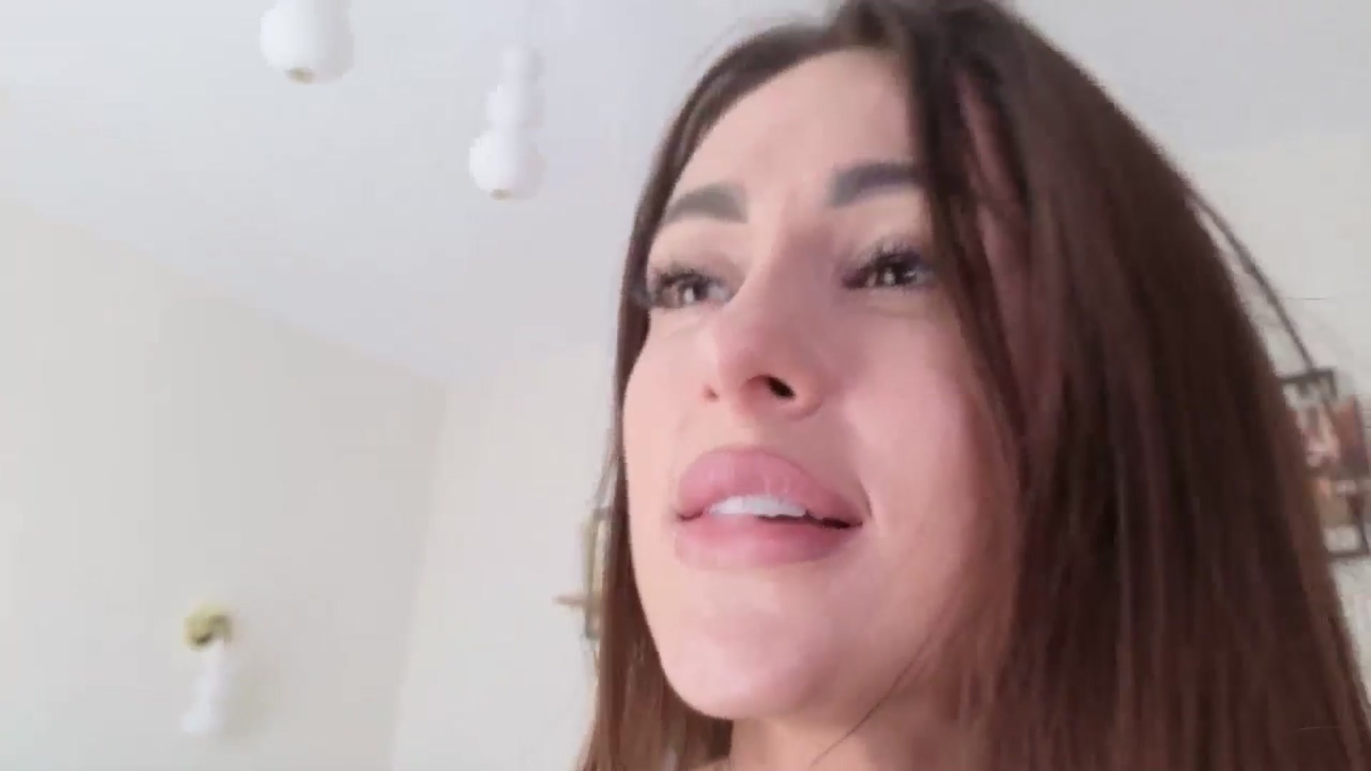 Gallery image thumbnail from DorisDolll's myfreecams stream on, 06/12/2025, 09:53 image 13 of 20