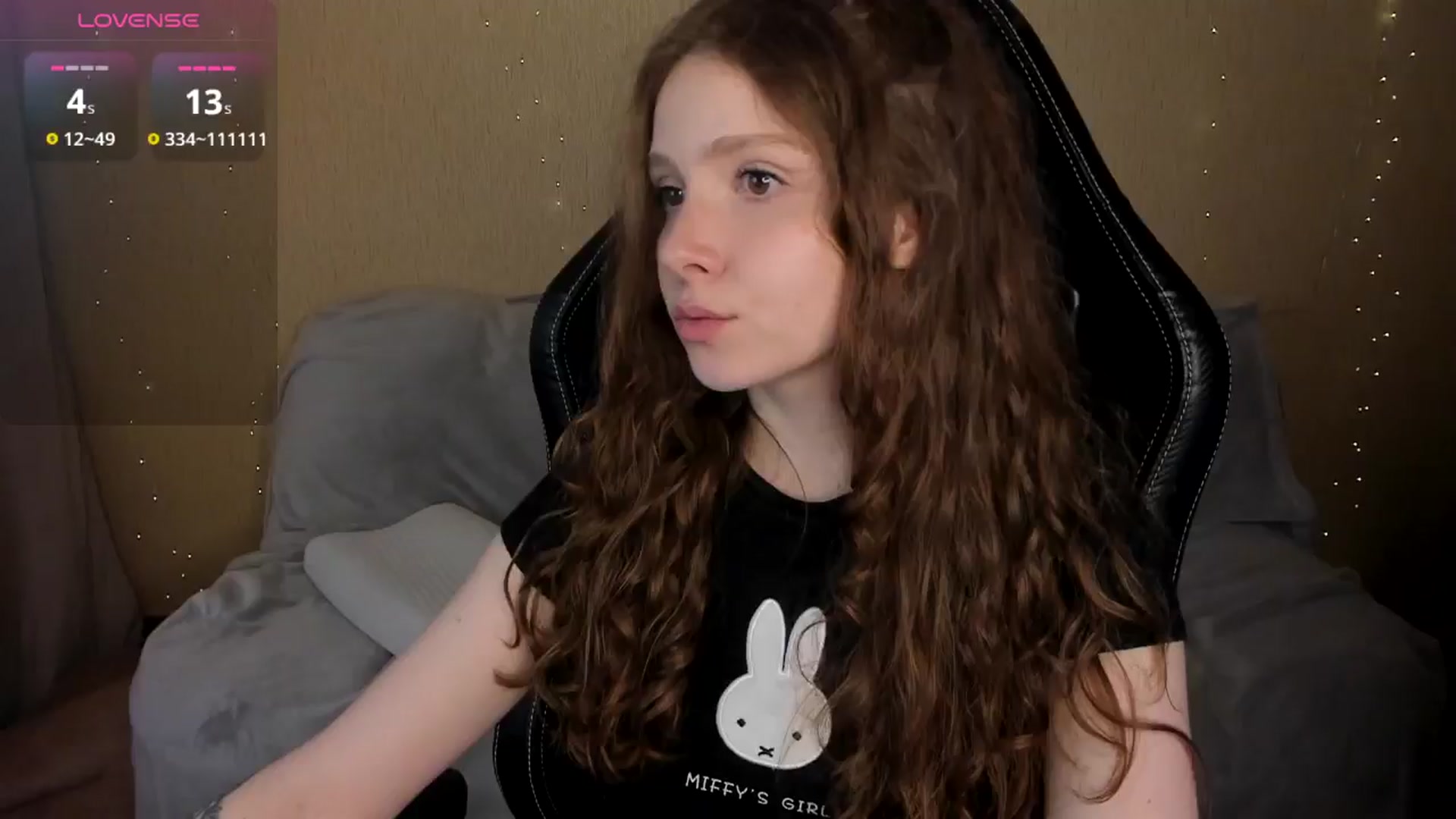 Gallery image thumbnail from Dorlina's myfreecams stream on, 04/19/2026, 14:39 image 18 of 20