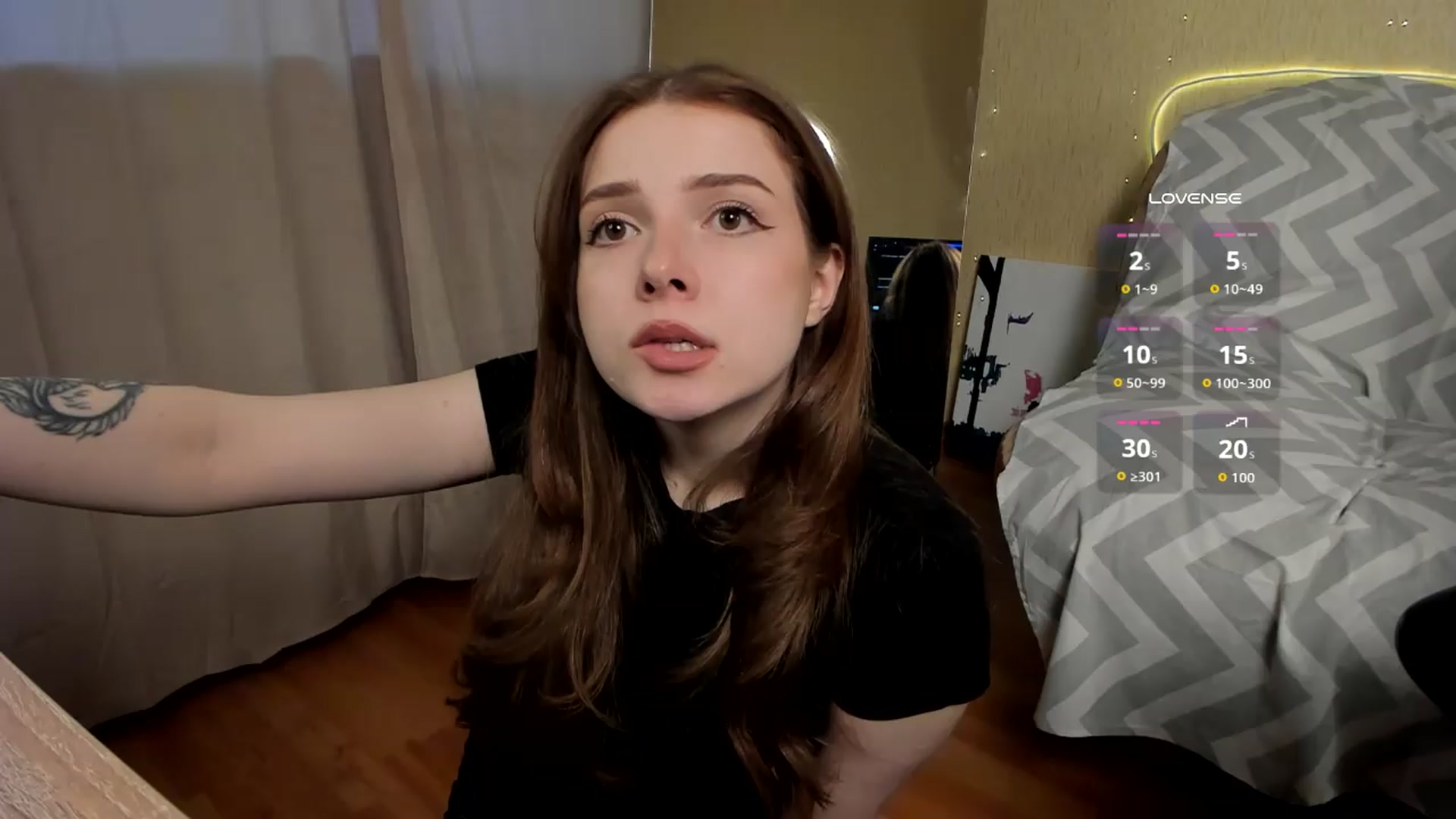 Gallery image thumbnail from Dorlina's myfreecams stream on, 05/10/2026, 18:05 image 5 of 20