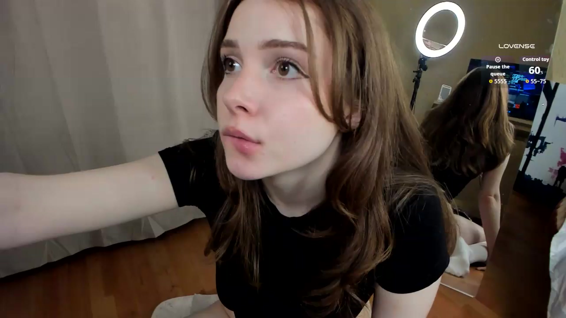 Gallery image thumbnail from Dorlina's myfreecams stream on, 05/10/2026, 18:05 image 12 of 20