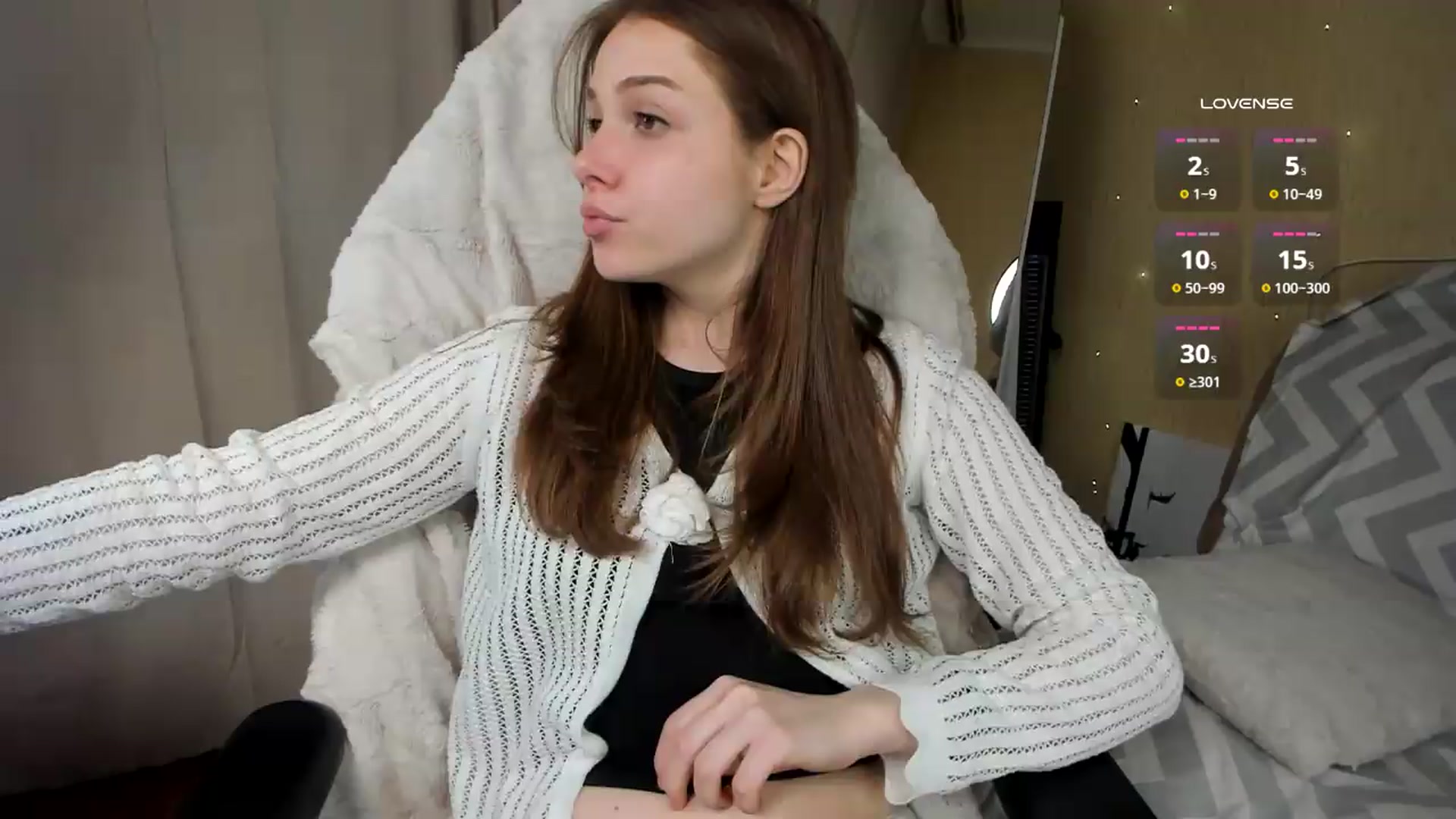 Gallery image thumbnail from Dorlina's myfreecams stream on, 05/12/2026, 18:23 image 6 of 20