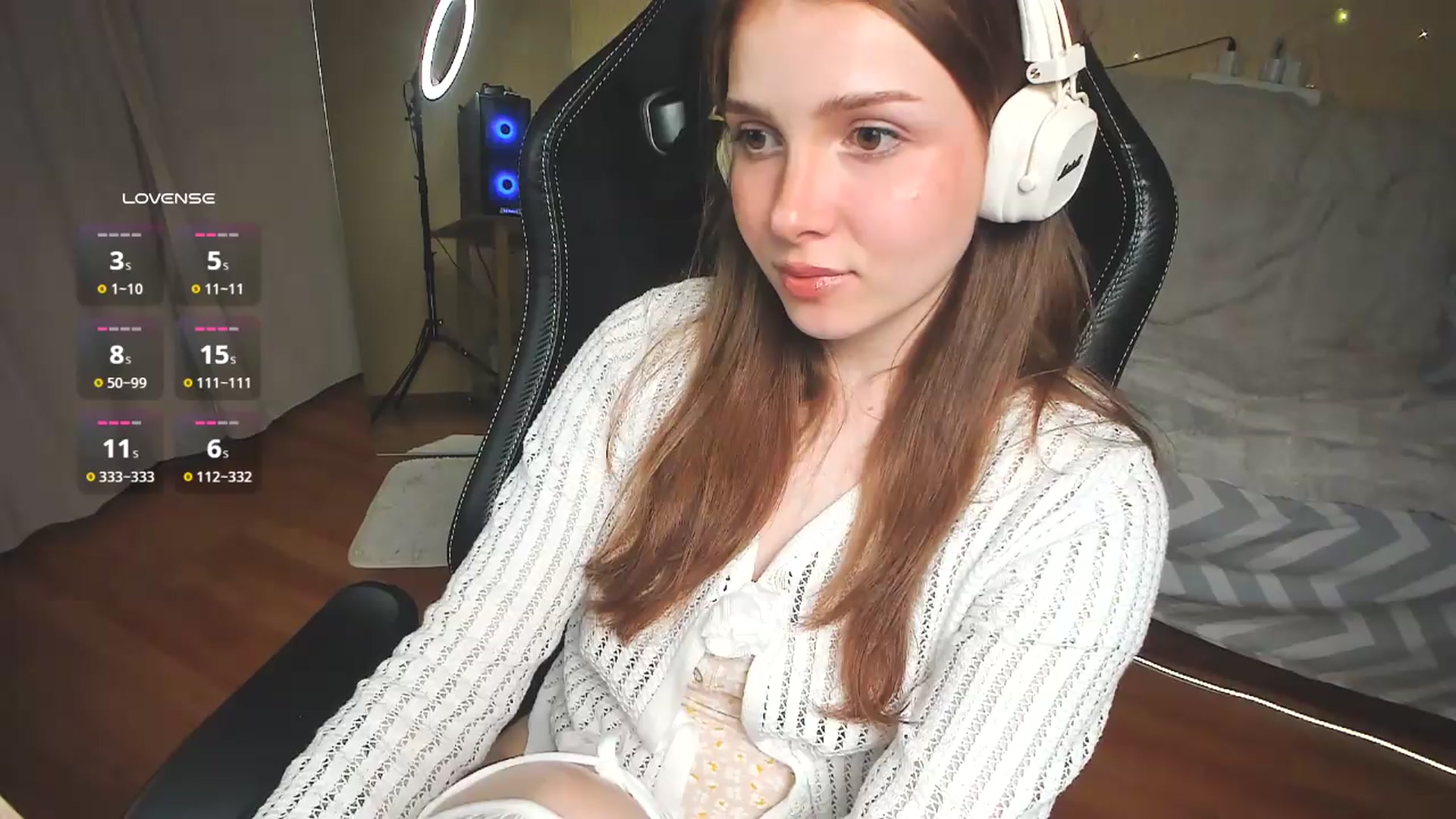 Gallery image thumbnail from Dorlina's myfreecams stream on, 05/18/2026, 20:08 image 4 of 20