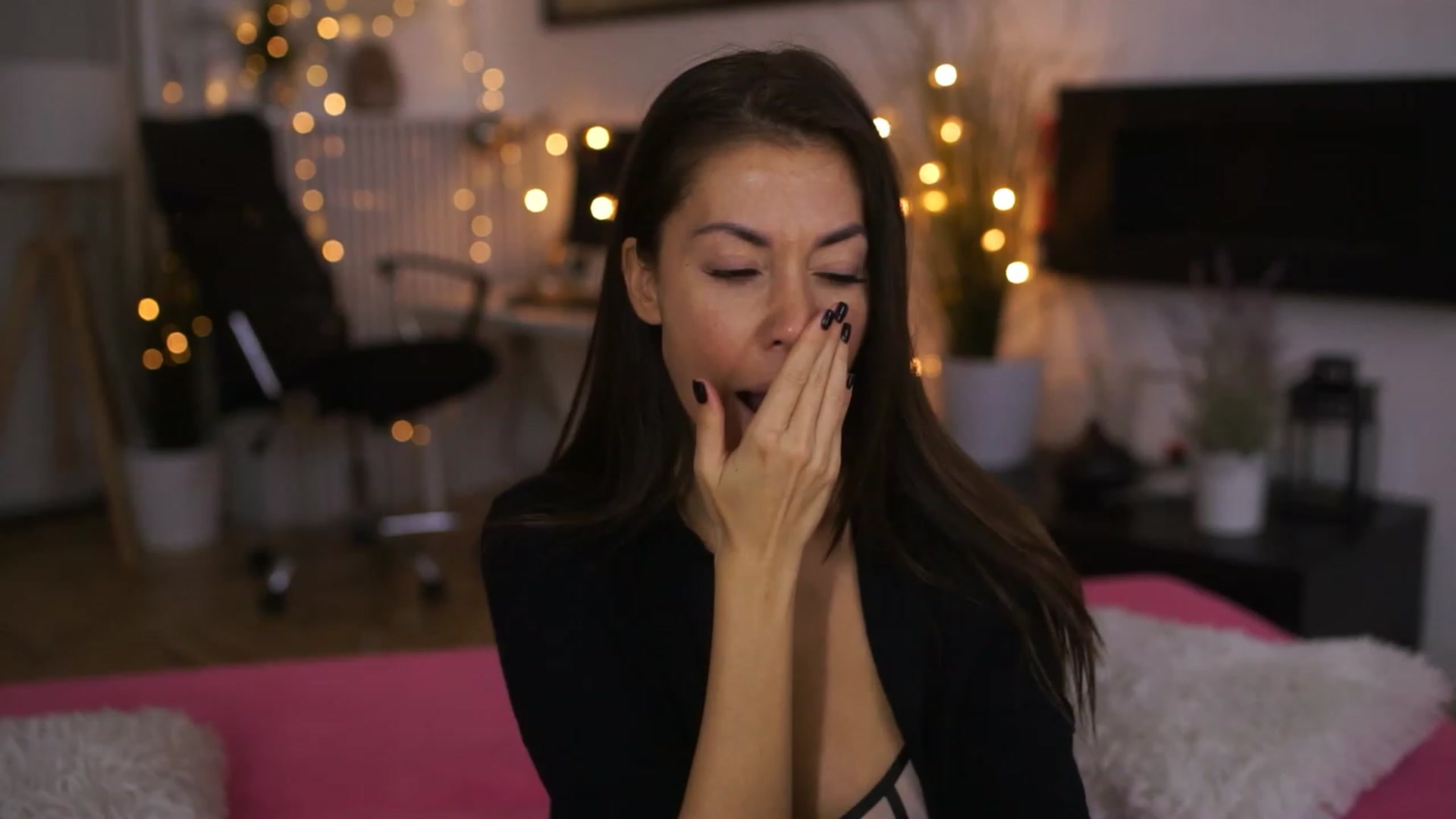Gallery image thumbnail from Dorothea_'s myfreecams stream on, 11/24/2022, 22:01 image 19 of 20
