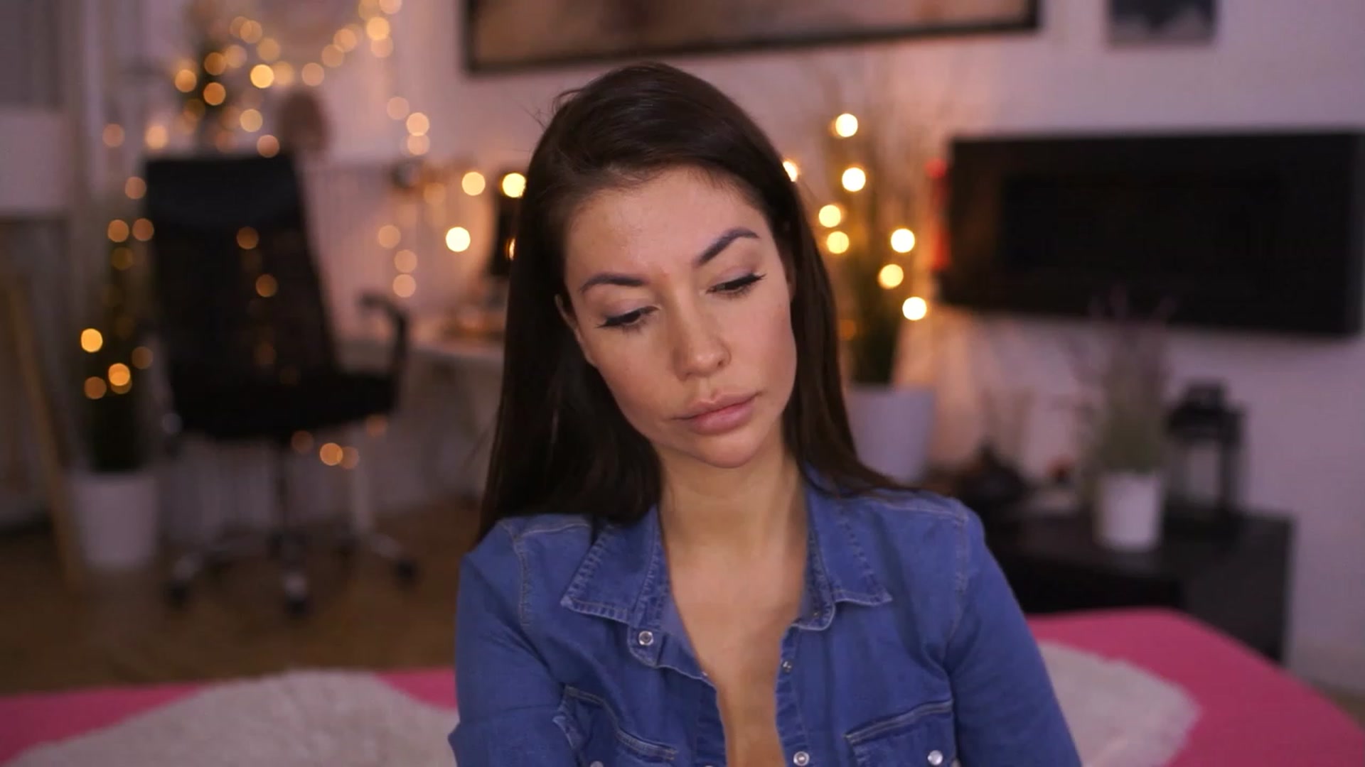 Gallery image thumbnail from Dorothea_'s myfreecams stream on, 11/27/2022, 20:59 image 19 of 20