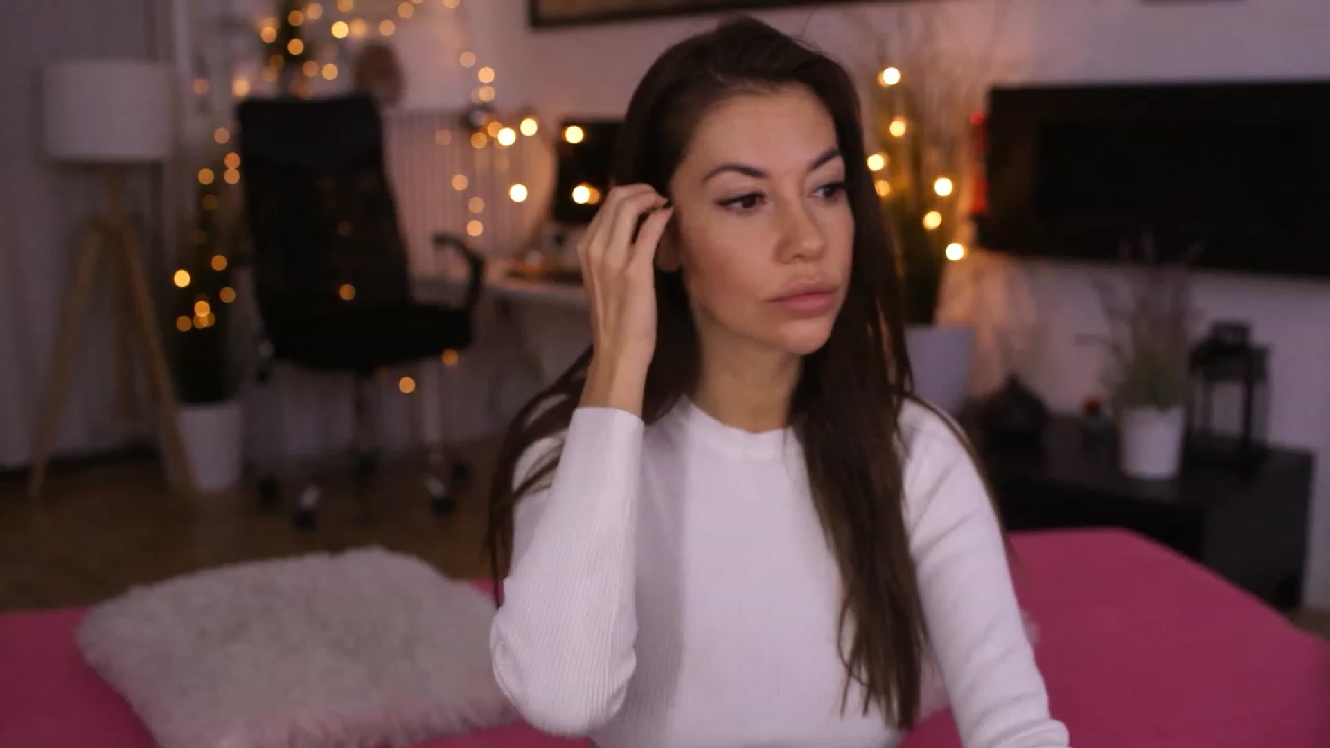 Gallery image thumbnail from Dorothea_'s myfreecams stream on, 12/01/2022, 22:09 image 1 of 20