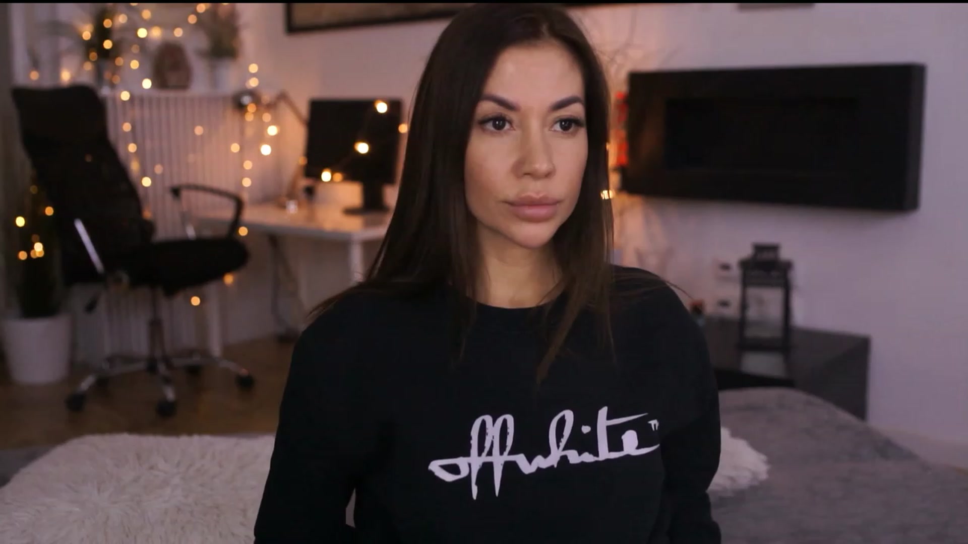 Gallery image thumbnail from Dorothea_'s myfreecams stream on, 12/05/2022, 20:39 image 4 of 20
