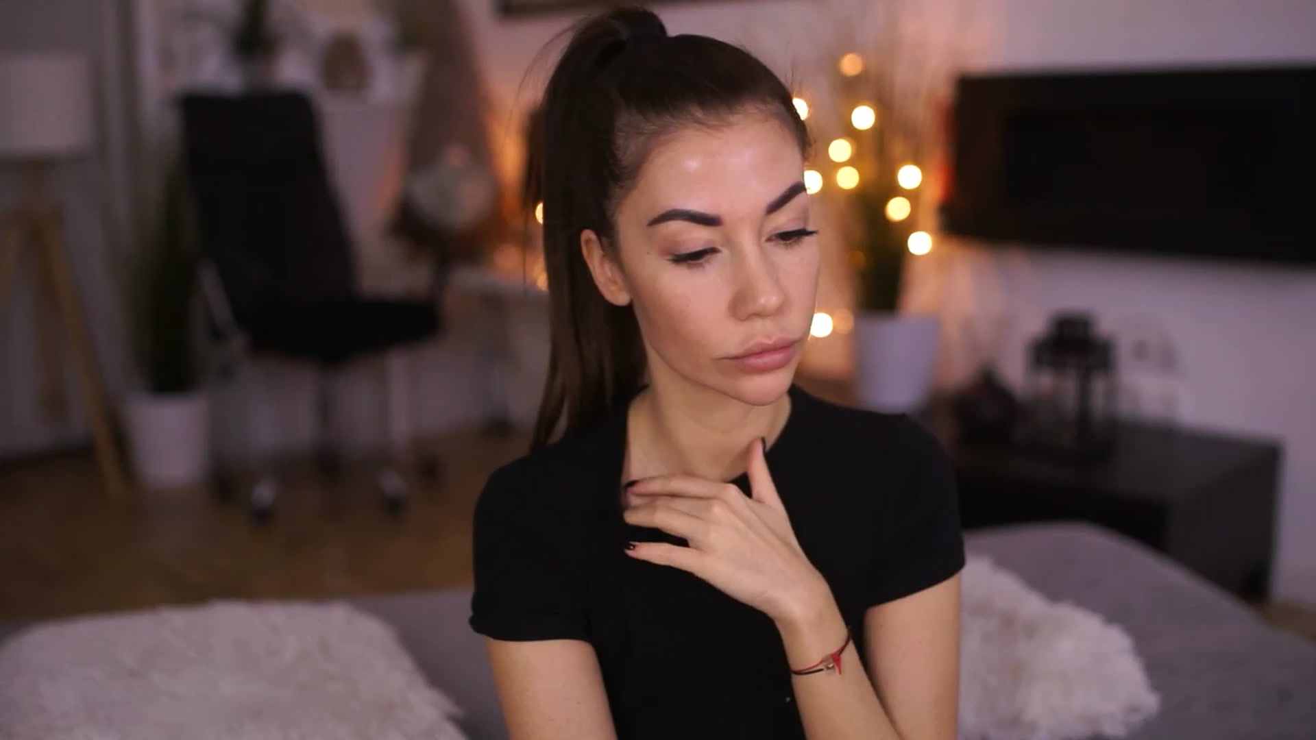 Gallery image thumbnail from Dorothea_'s myfreecams stream on, 12/10/2022, 13:13 image 9 of 20