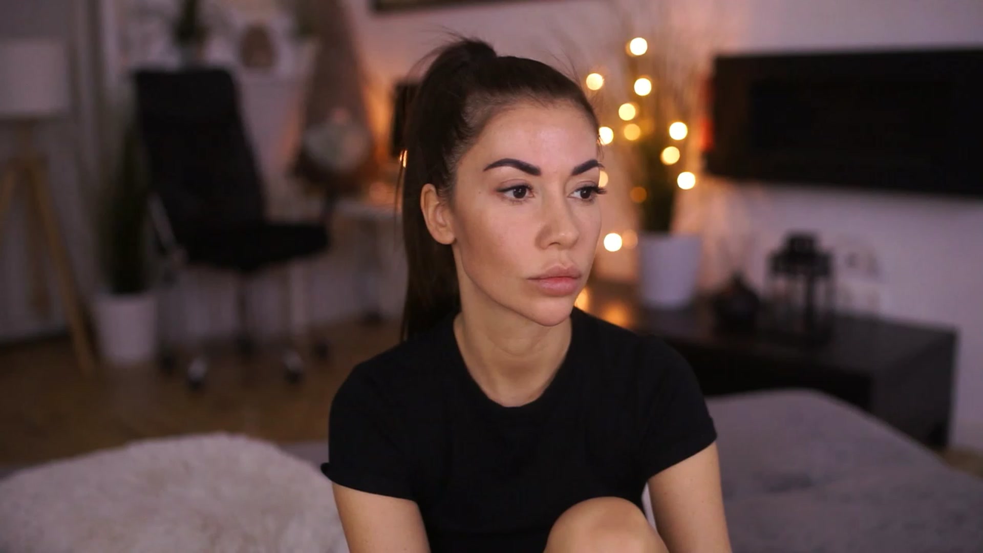 Gallery image thumbnail from Dorothea_'s myfreecams stream on, 12/10/2022, 13:56 image 5 of 20