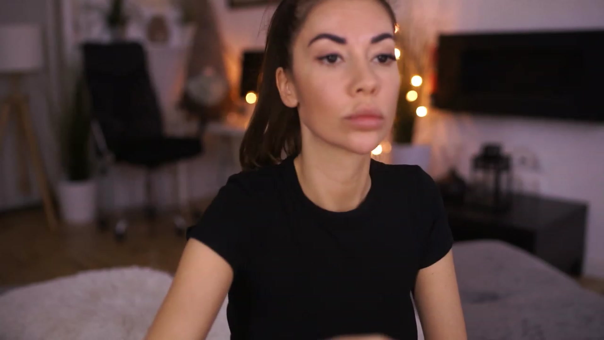 Gallery image thumbnail from Dorothea_'s myfreecams stream on, 12/10/2022, 13:56 image 11 of 20