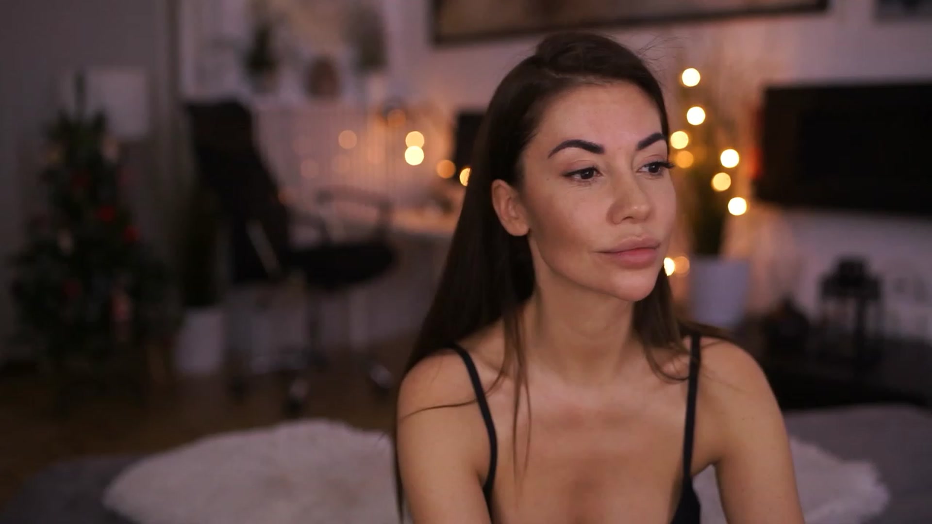 Gallery image thumbnail from Dorothea_'s myfreecams stream on, 12/11/2022, 21:39 image 15 of 20