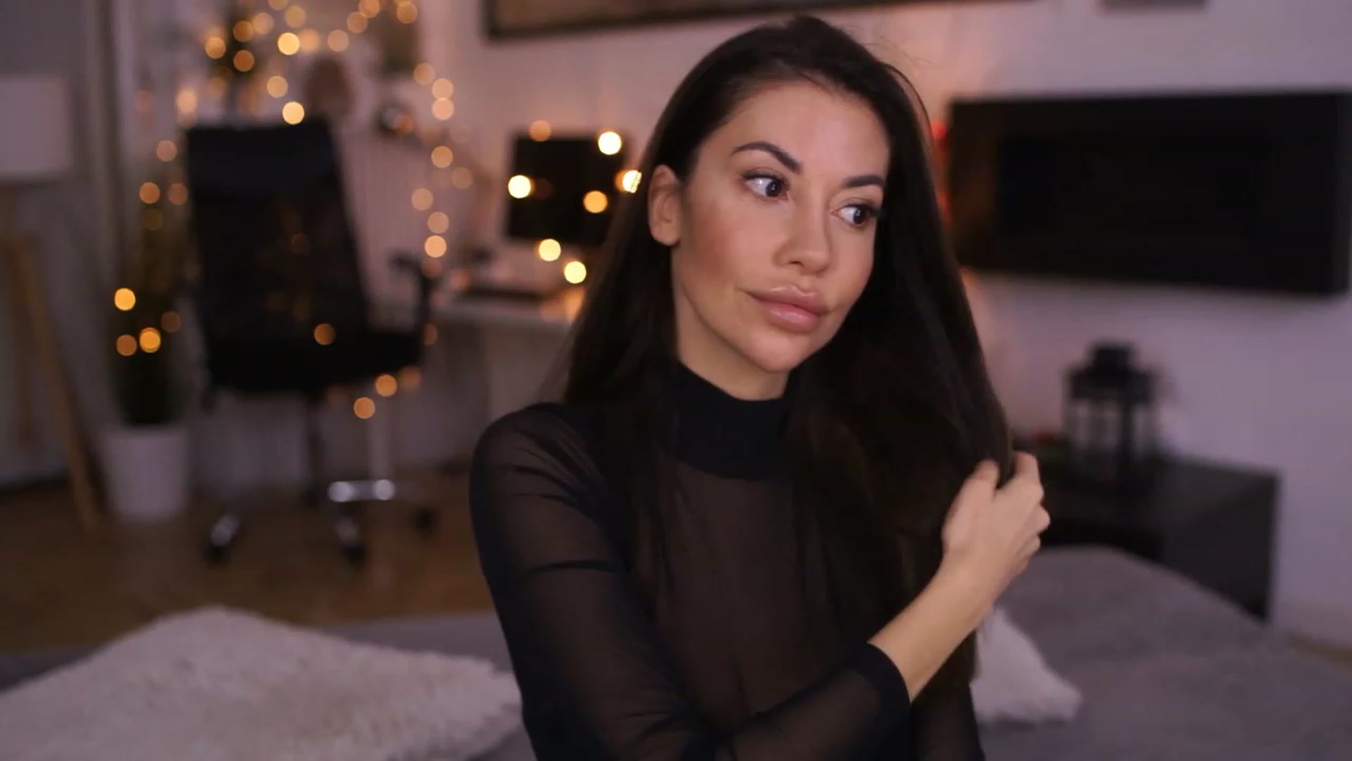 Gallery image thumbnail from Dorothea_'s myfreecams stream on, 12/27/2022, 21:21 image 1 of 20