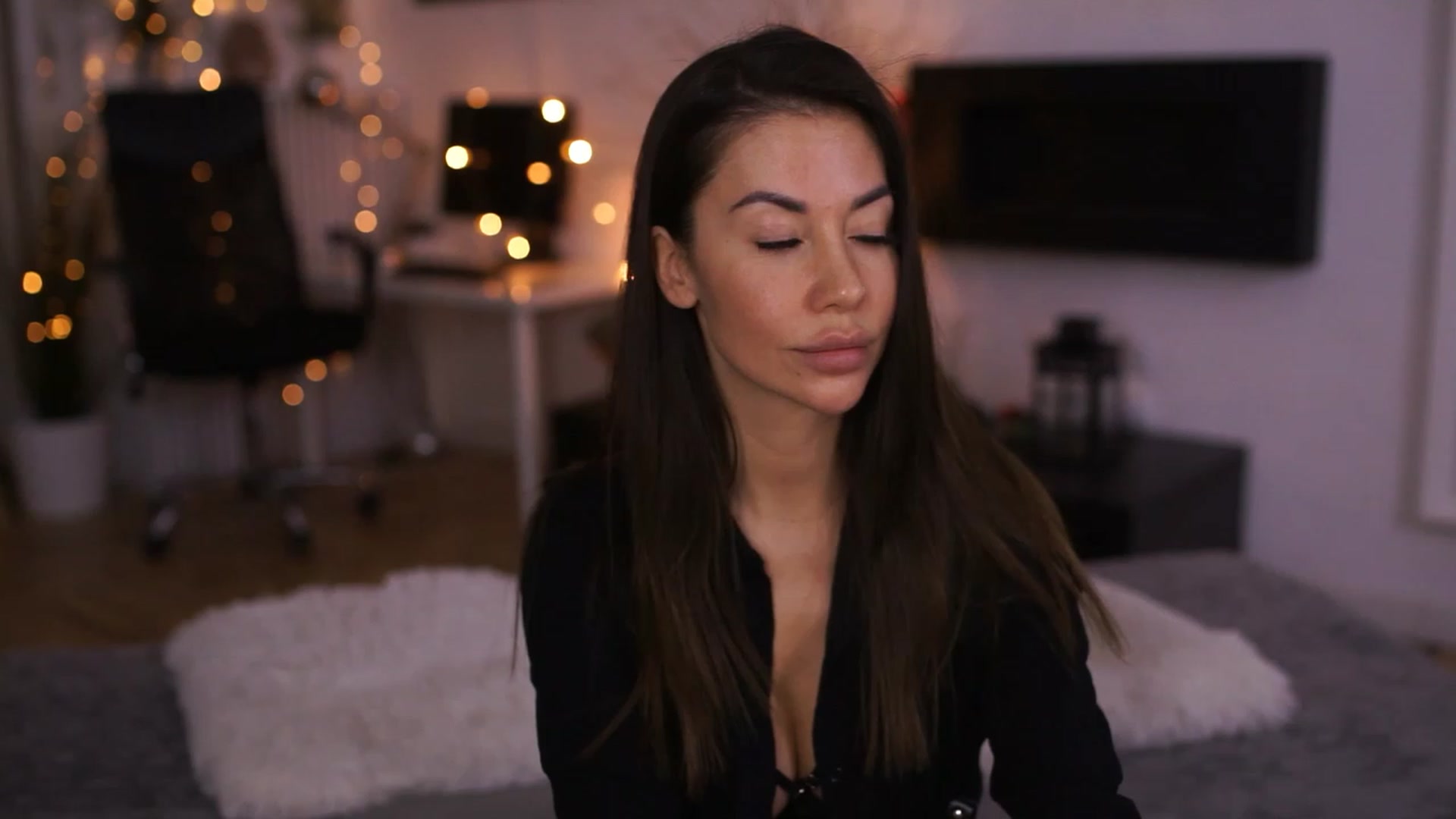 Gallery image thumbnail from Dorothea_'s myfreecams stream on, 12/31/2022, 16:51 image 11 of 20