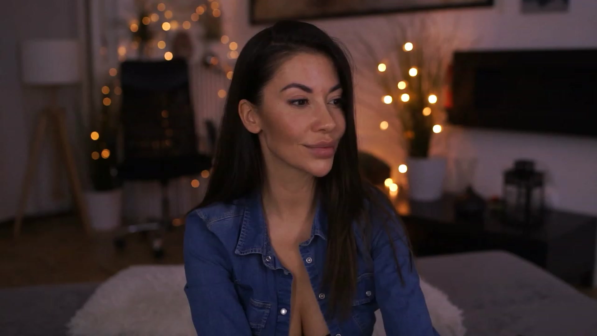 Gallery image thumbnail from Dorothea_'s myfreecams stream on, 01/08/2023, 20:57 image 15 of 20