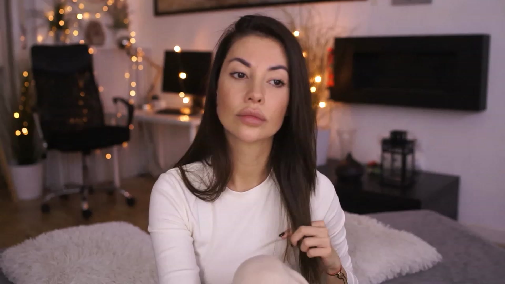 Gallery image thumbnail from Dorothea_'s myfreecams stream on, 01/16/2023, 22:14 image 2 of 20