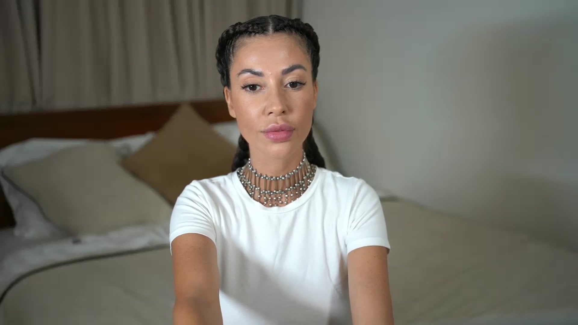 Gallery image thumbnail from Dorothea_'s myfreecams stream on, 10/13/2023, 15:50 image 13 of 20