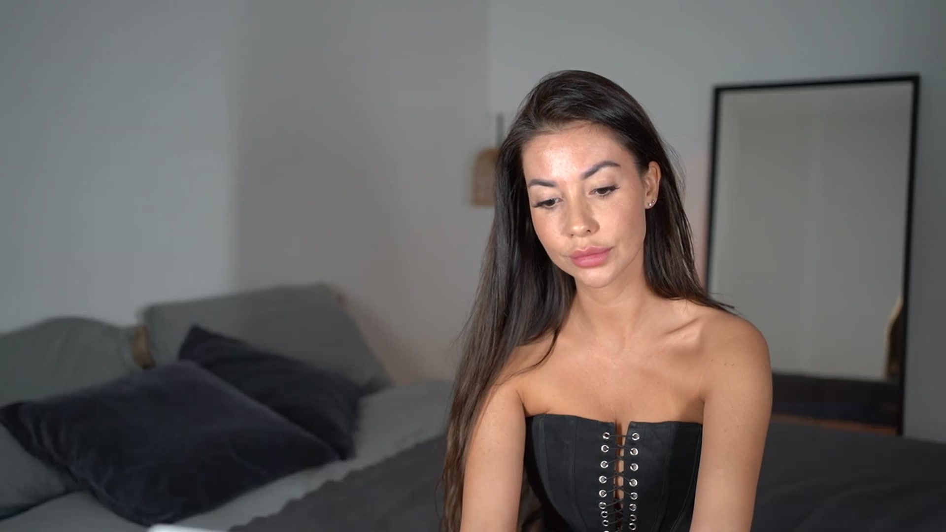 Gallery image thumbnail from Dorothea_'s myfreecams stream on, 03/05/2024, 21:18 image 11 of 20