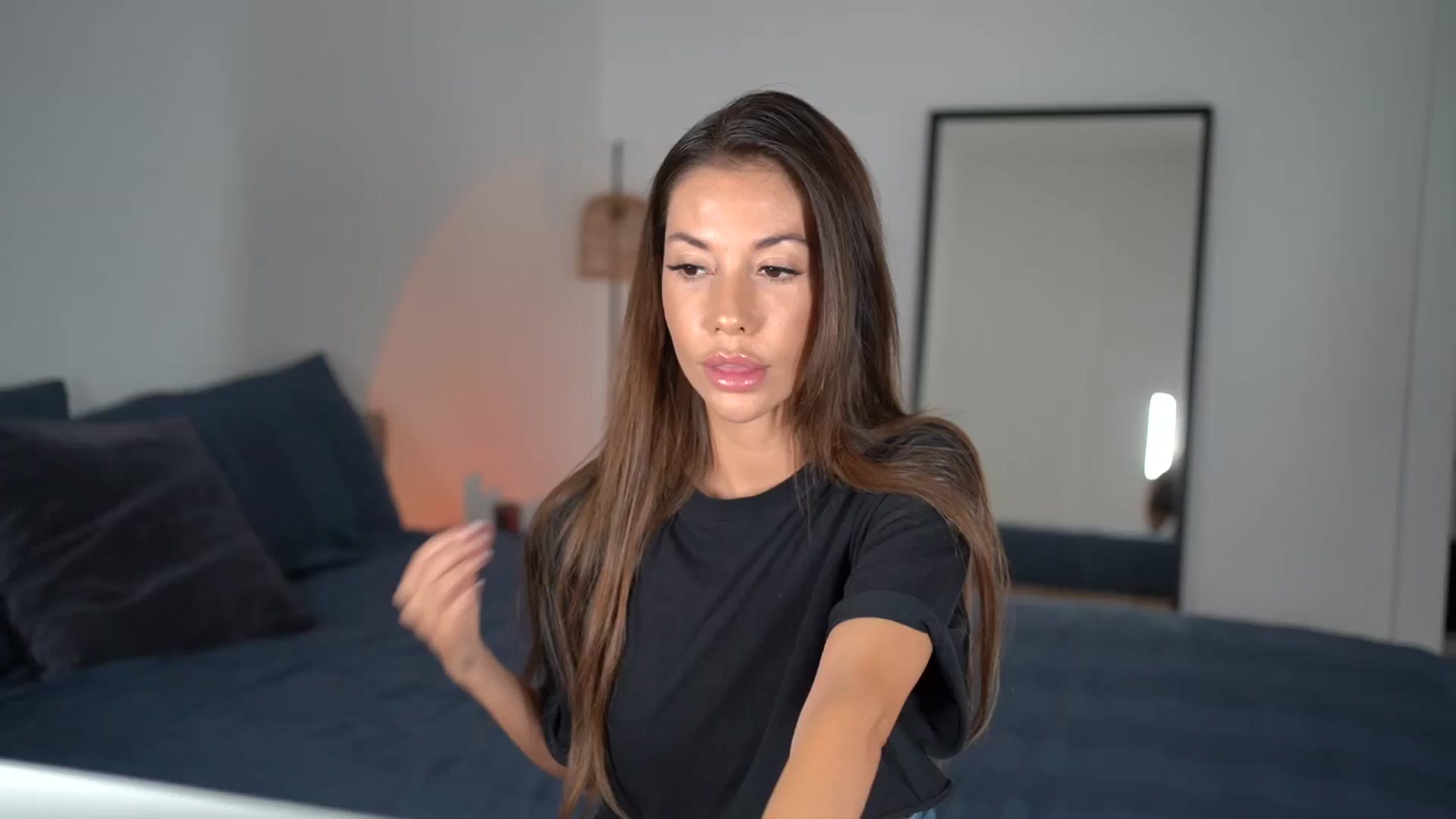 Gallery image thumbnail from Dorothea_'s myfreecams stream on, 08/17/2024, 15:33 image 1 of 20