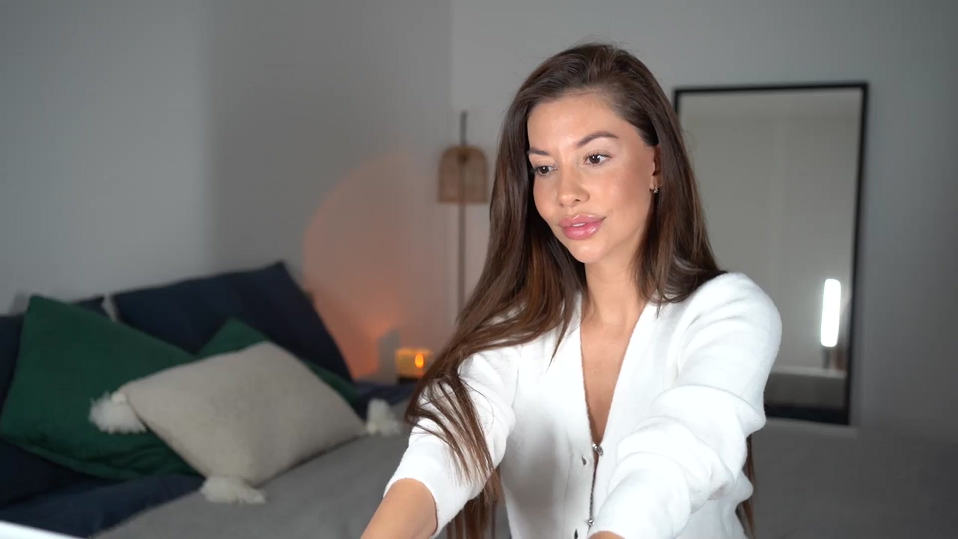 Gallery image thumbnail from Dorothea_'s myfreecams stream on, 12/10/2024, 22:47 image 4 of 20
