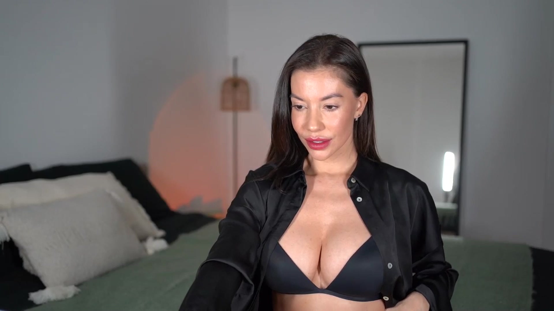 Gallery image thumbnail from Dorothea_'s myfreecams stream on, 01/30/2025, 20:29 image 19 of 20