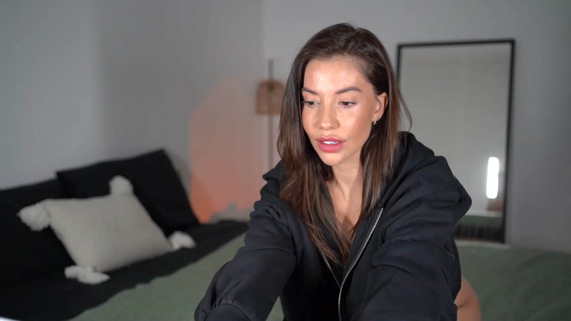 Gallery image thumbnail from Dorothea_'s myfreecams stream on, 01/31/2025, 22:02 image 8 of 20