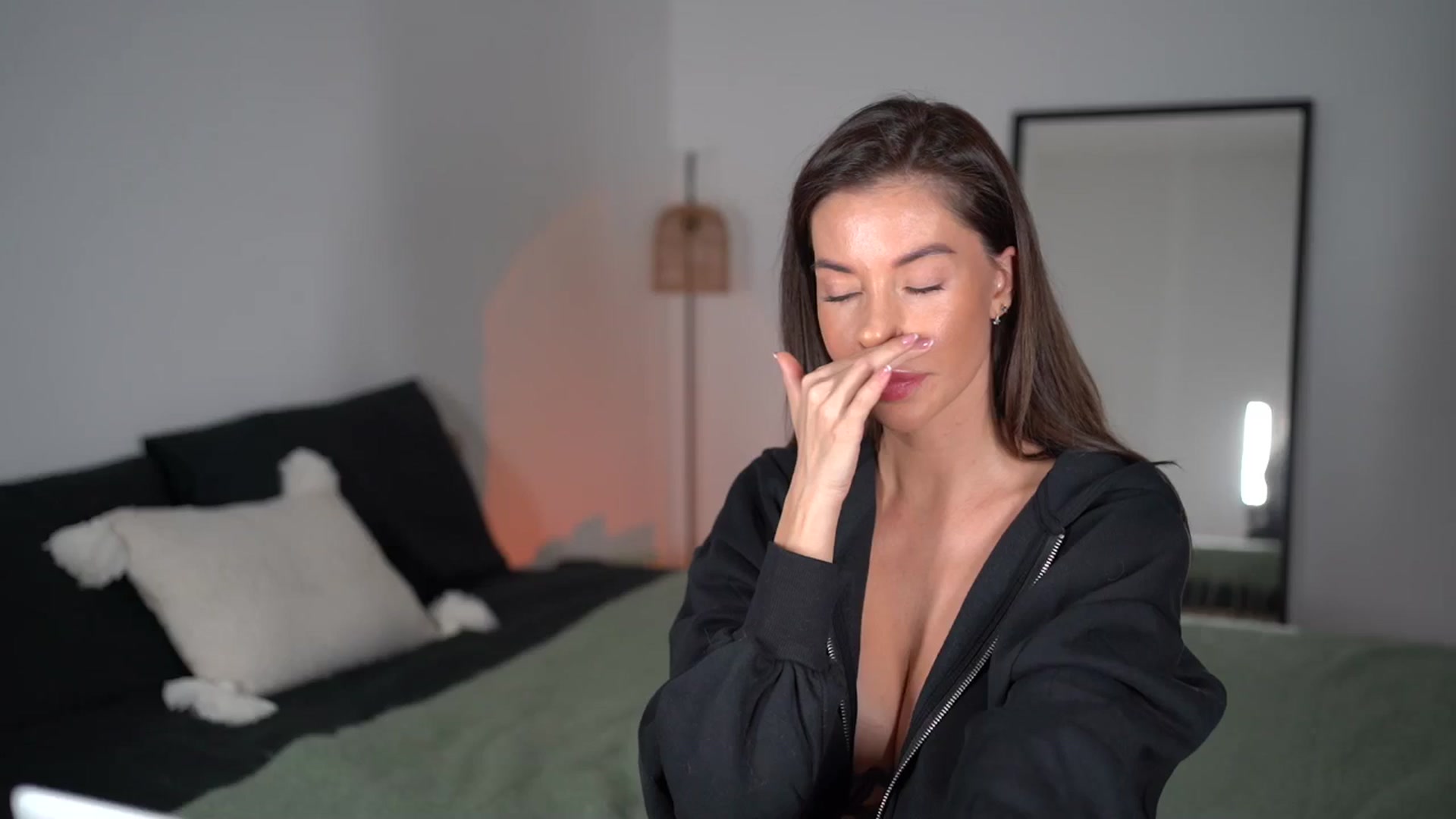 Gallery image thumbnail from Dorothea_'s myfreecams stream on, 01/31/2025, 22:02 image 3 of 20