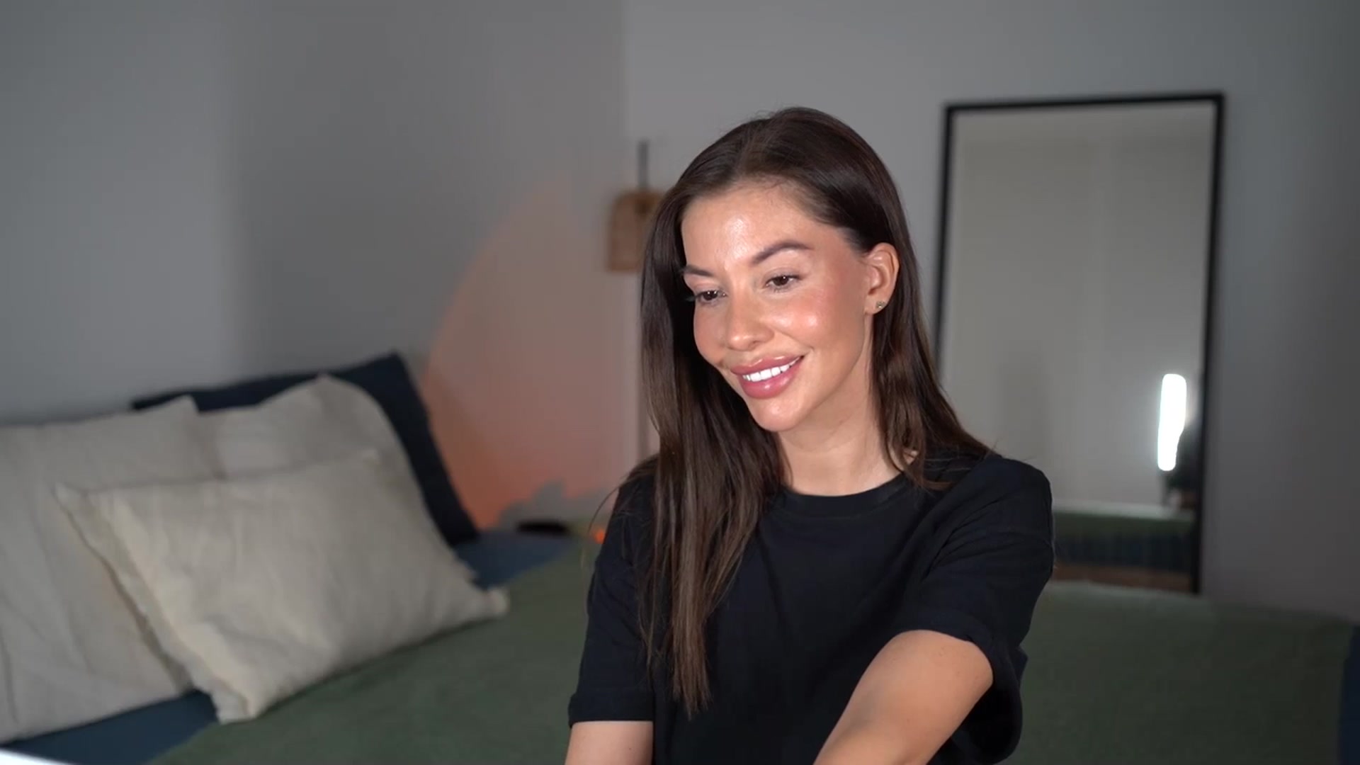 Gallery image thumbnail from Dorothea_'s myfreecams stream on, 02/07/2025, 23:19 image 8 of 20