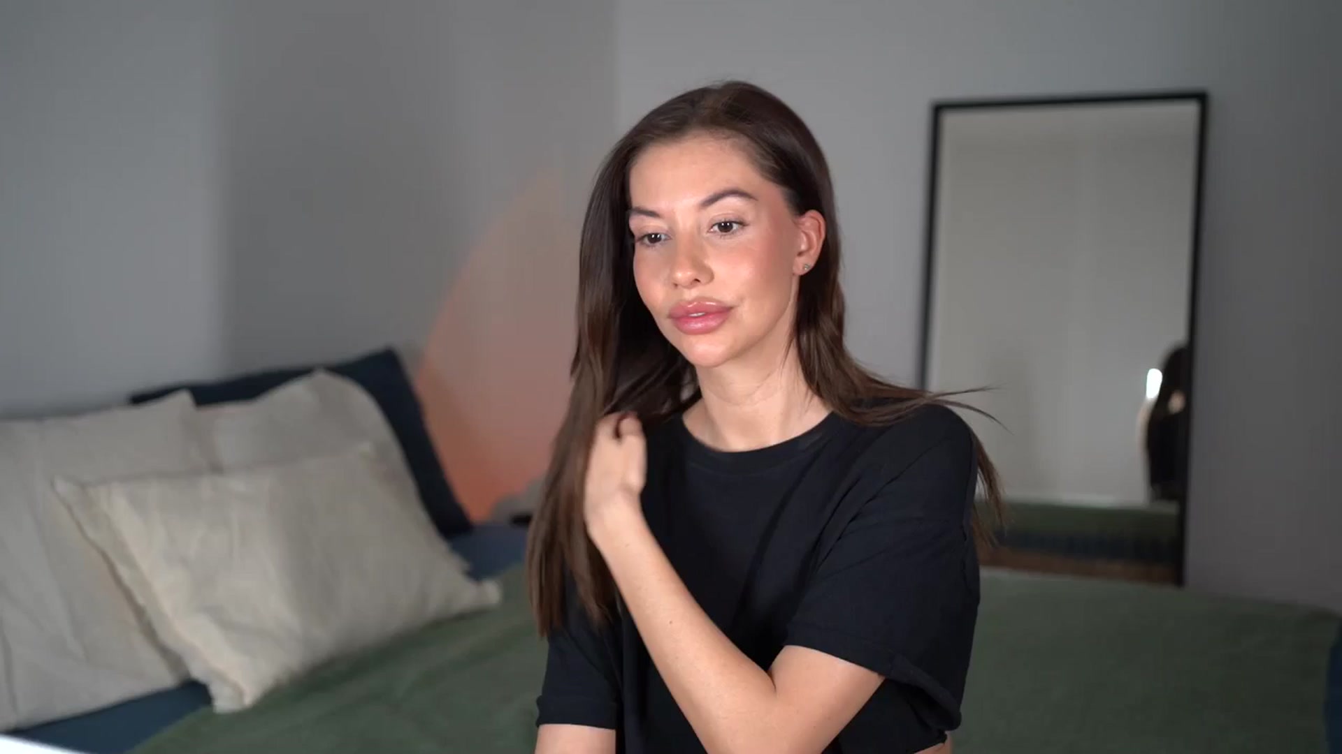 Gallery image thumbnail from Dorothea_'s myfreecams stream on, 02/07/2025, 23:19 image 1 of 20