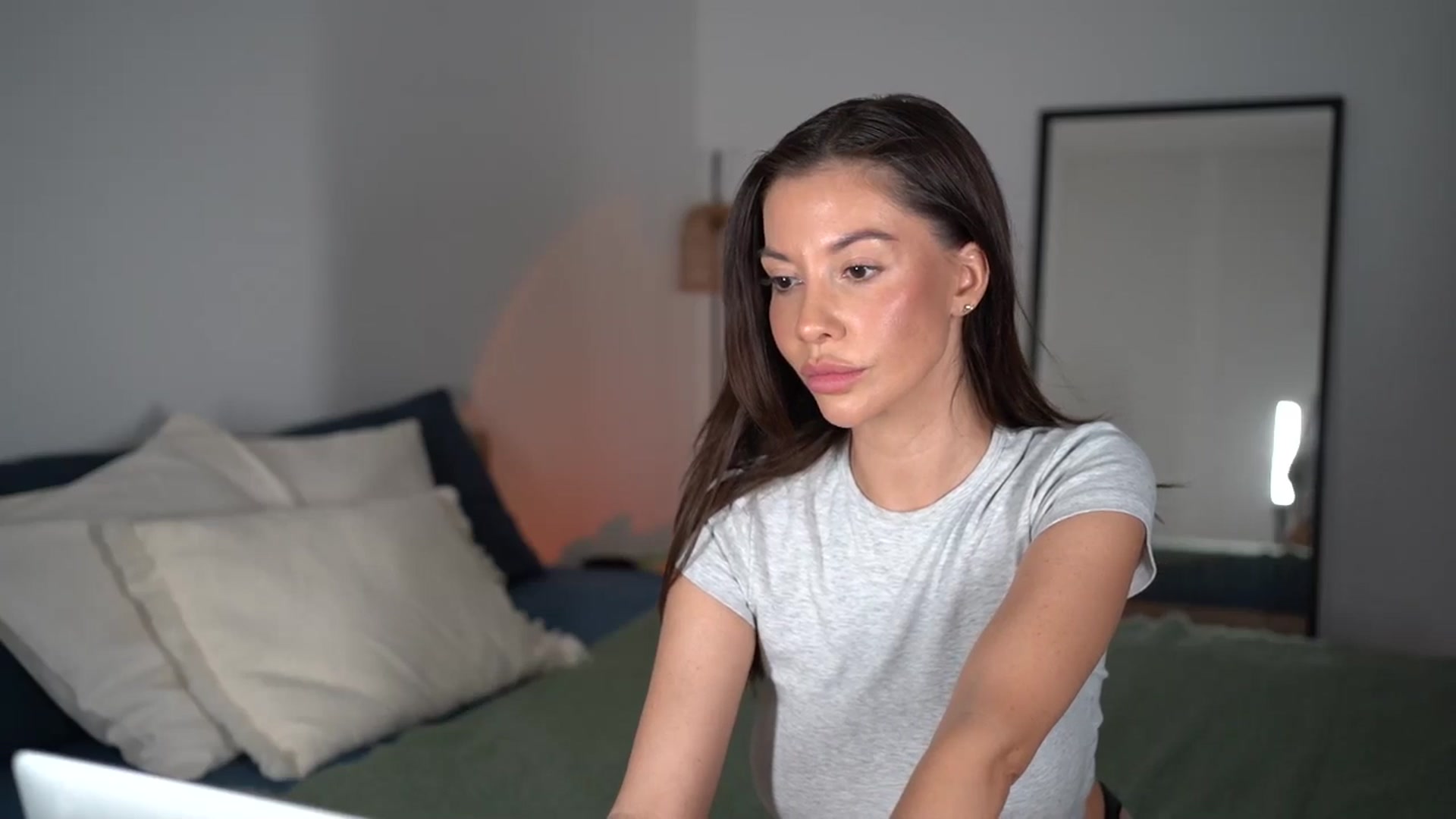 Gallery image thumbnail from Dorothea_'s myfreecams stream on, 02/10/2025, 22:39 image 18 of 20